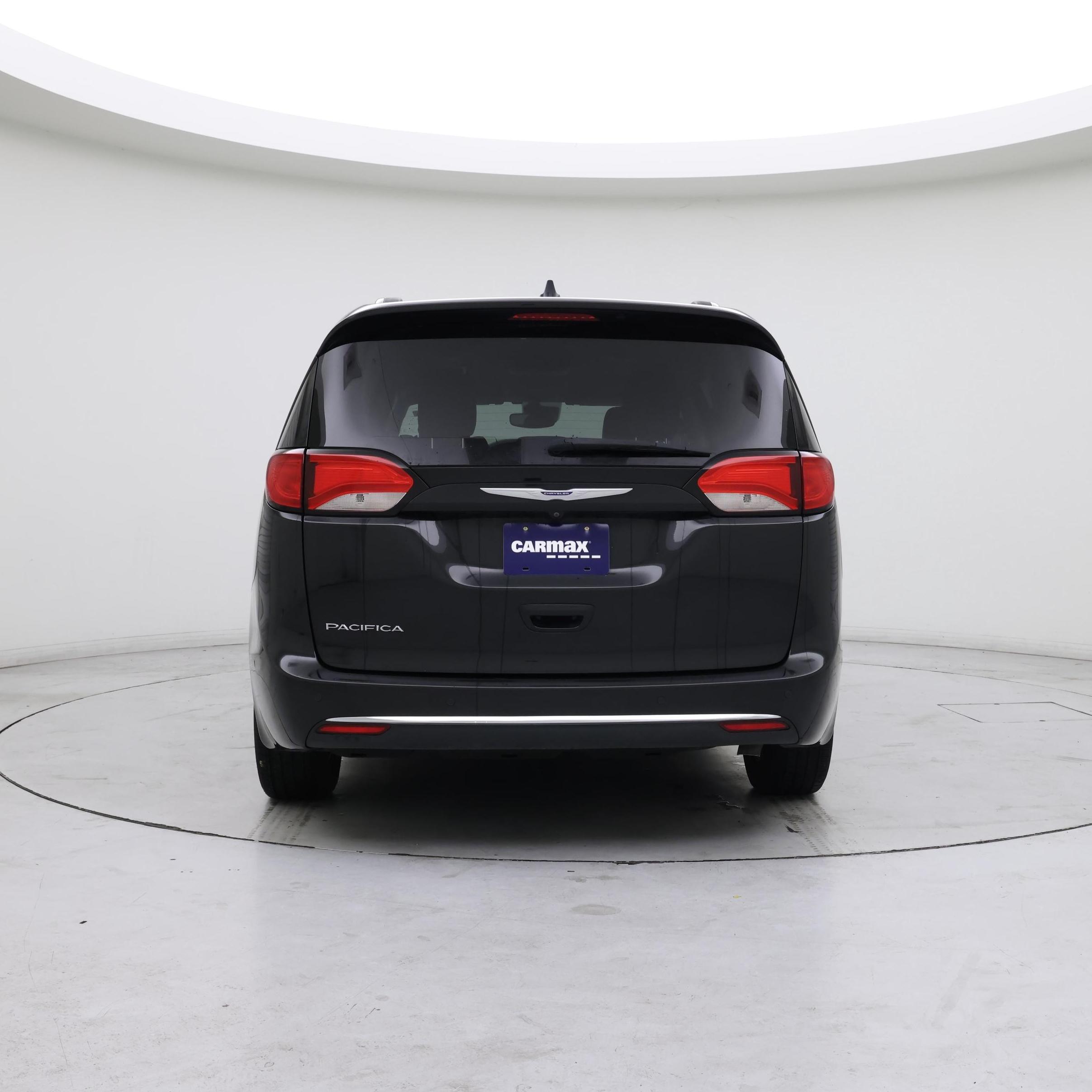 Thumbnail: 2019 Chrysler Pacifica - 6