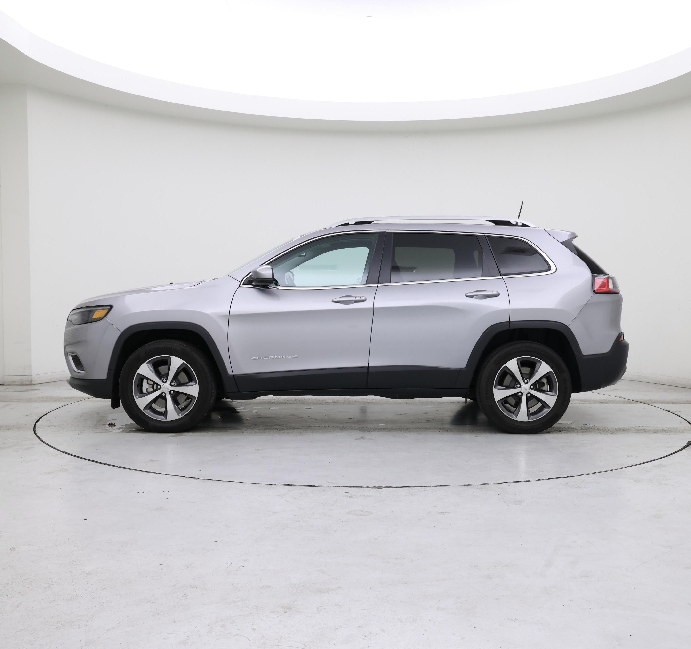 Thumbnail: 2020 Jeep Cherokee - 3