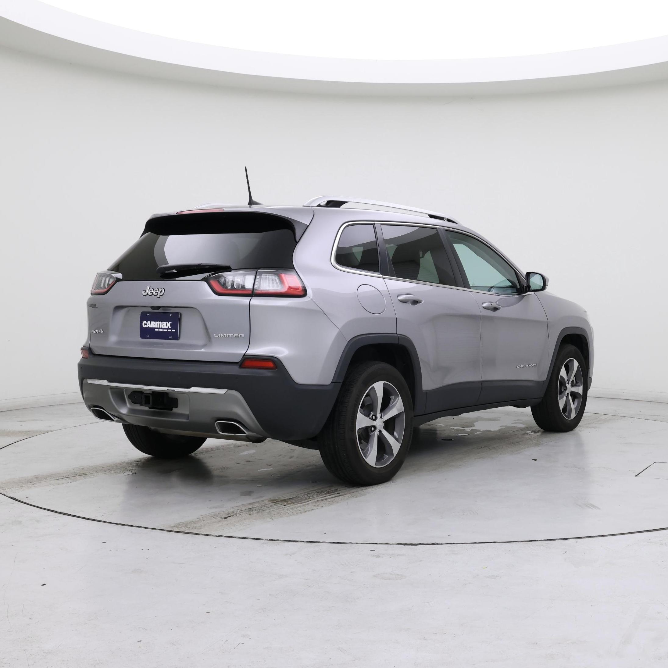 Thumbnail: 2020 Jeep Cherokee - 8