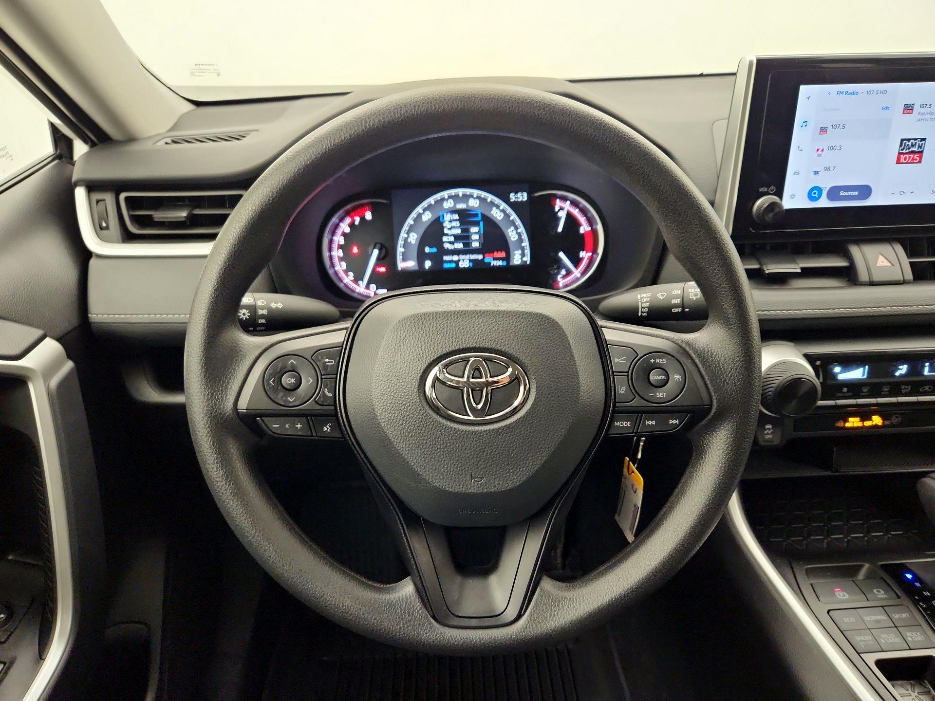 Thumbnail: 2025 Toyota RAV4 - 10