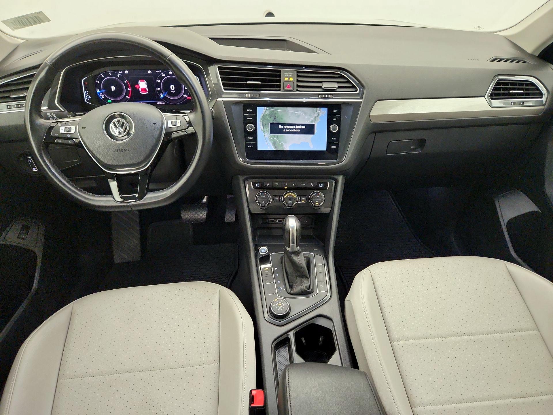Thumbnail: 2019 Volkswagen Tiguan - 9