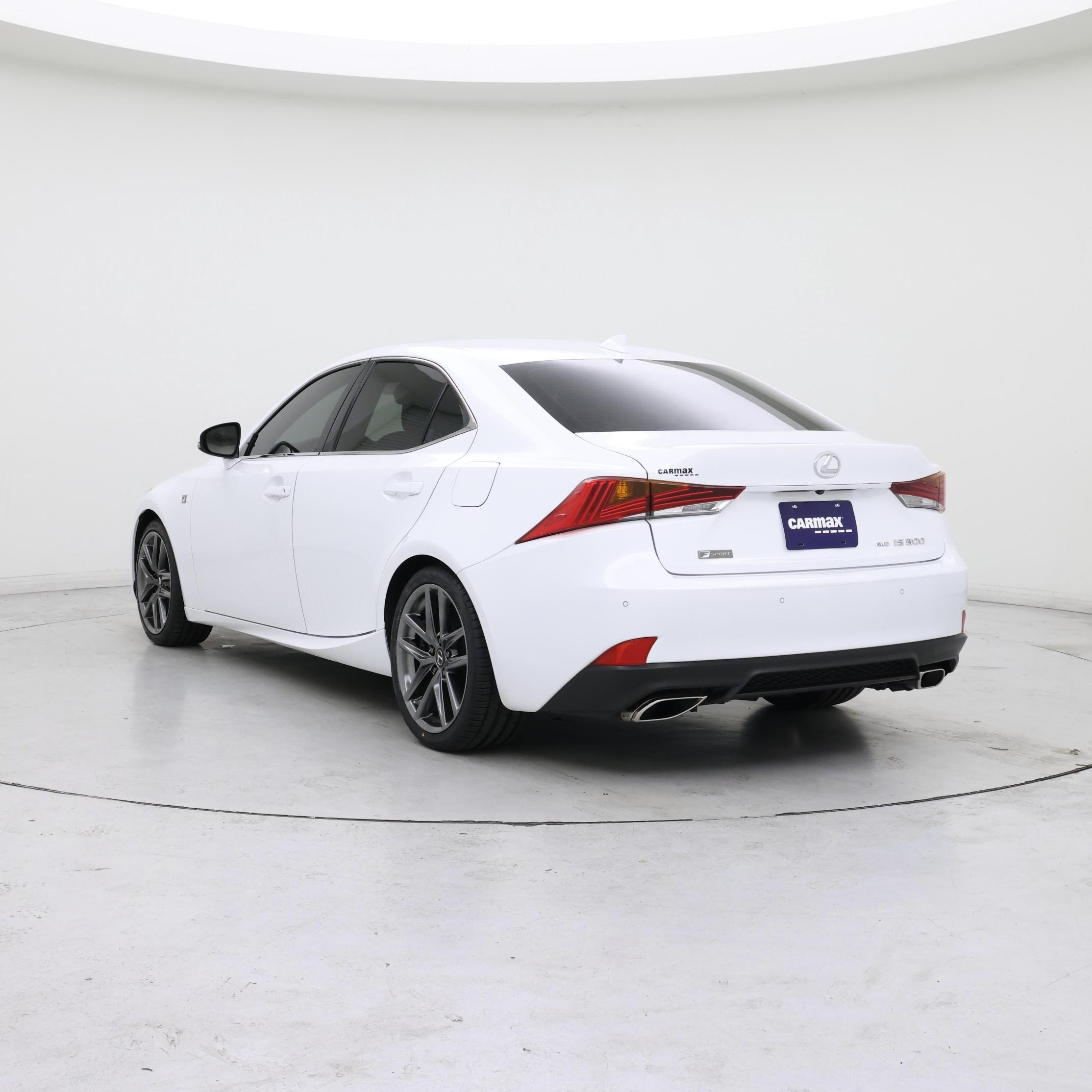 Thumbnail: 2019 Lexus IS - 2