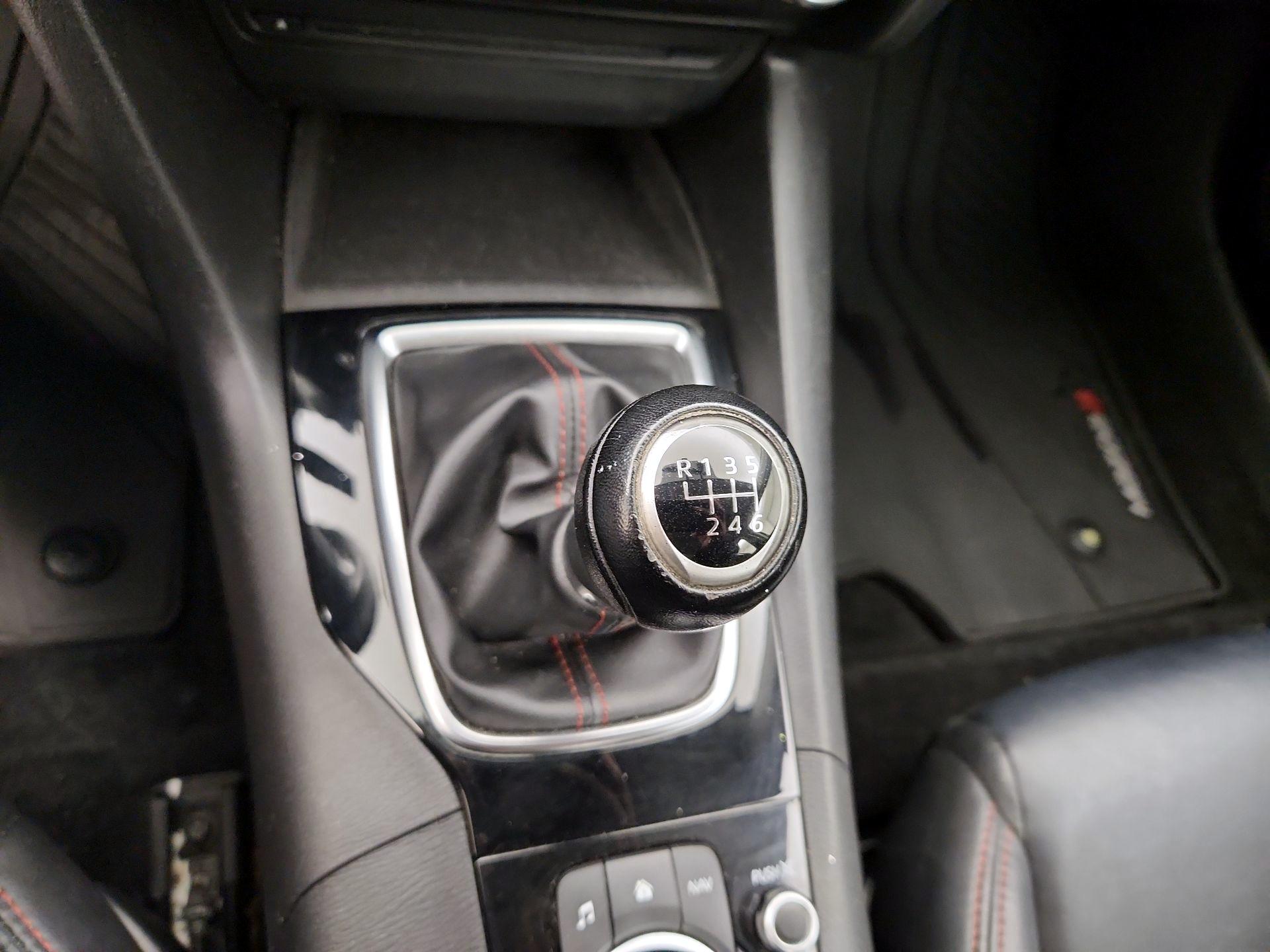 Thumbnail: 2016 Mazda Mazda3 - 18