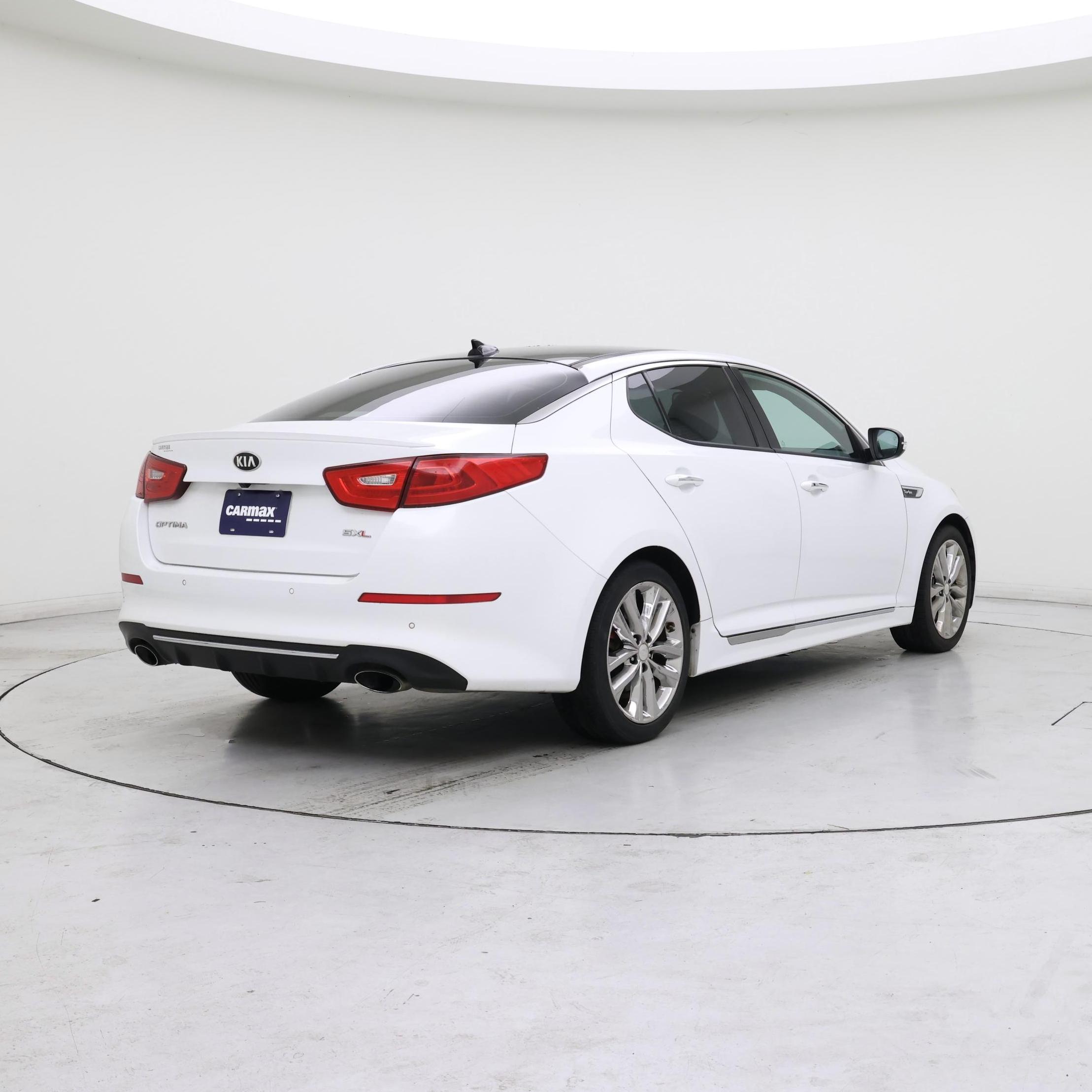 Thumbnail: 2015 Kia Optima - 8