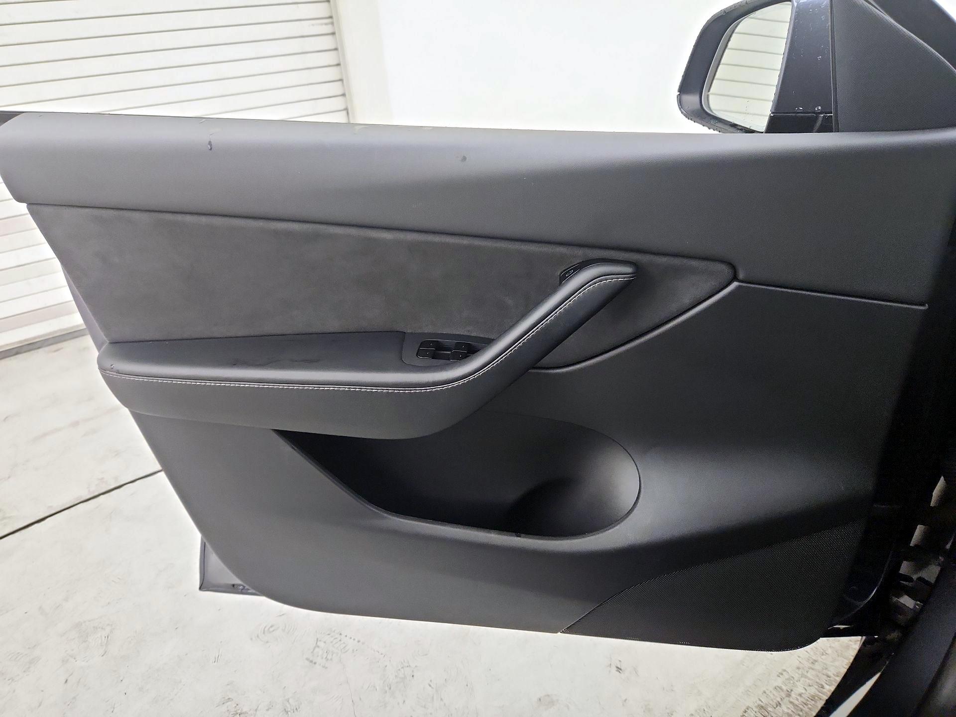 Thumbnail: 2021 Tesla Model Y - 12
