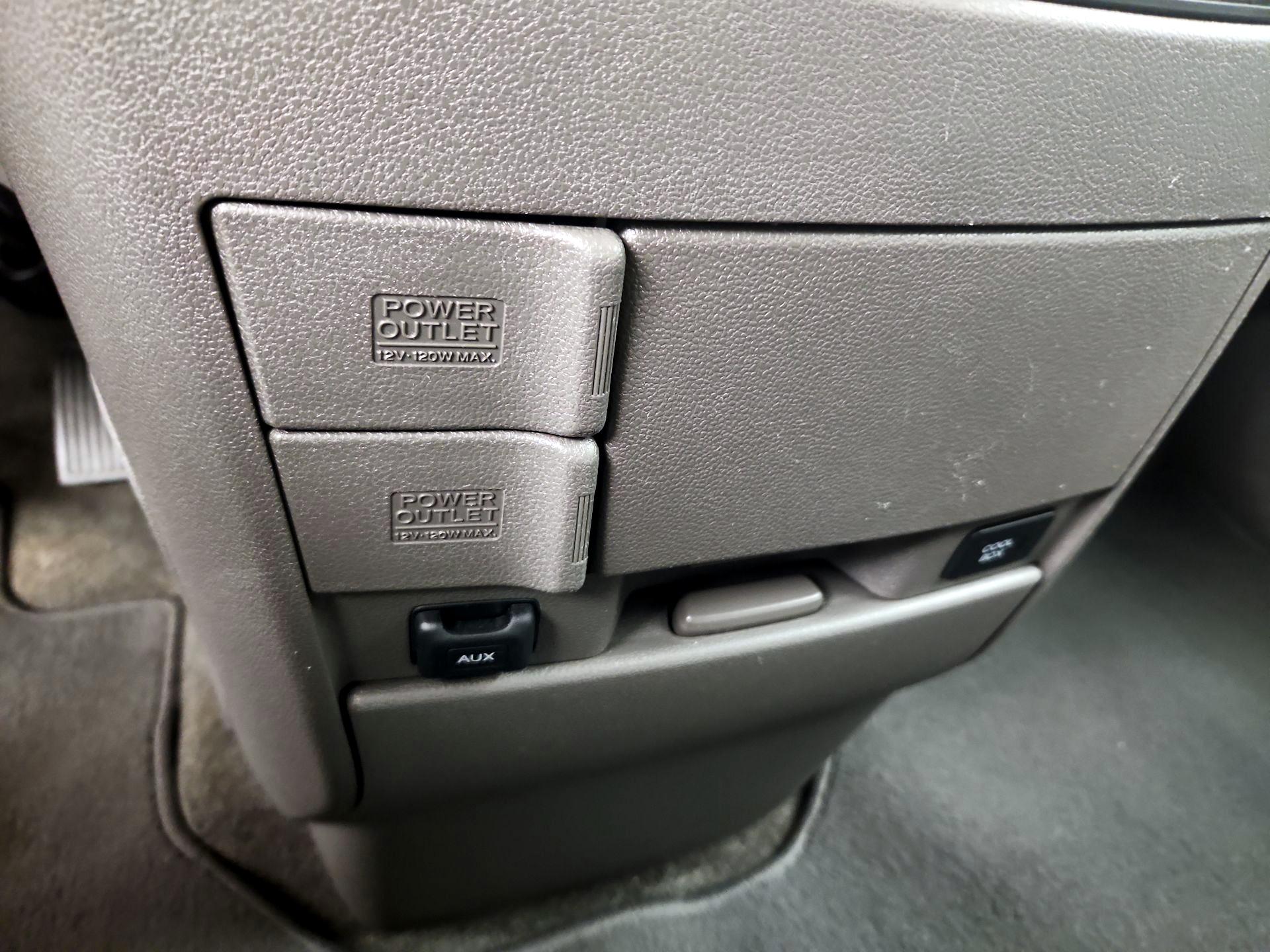 Thumbnail: 2013 Honda Odyssey - 19