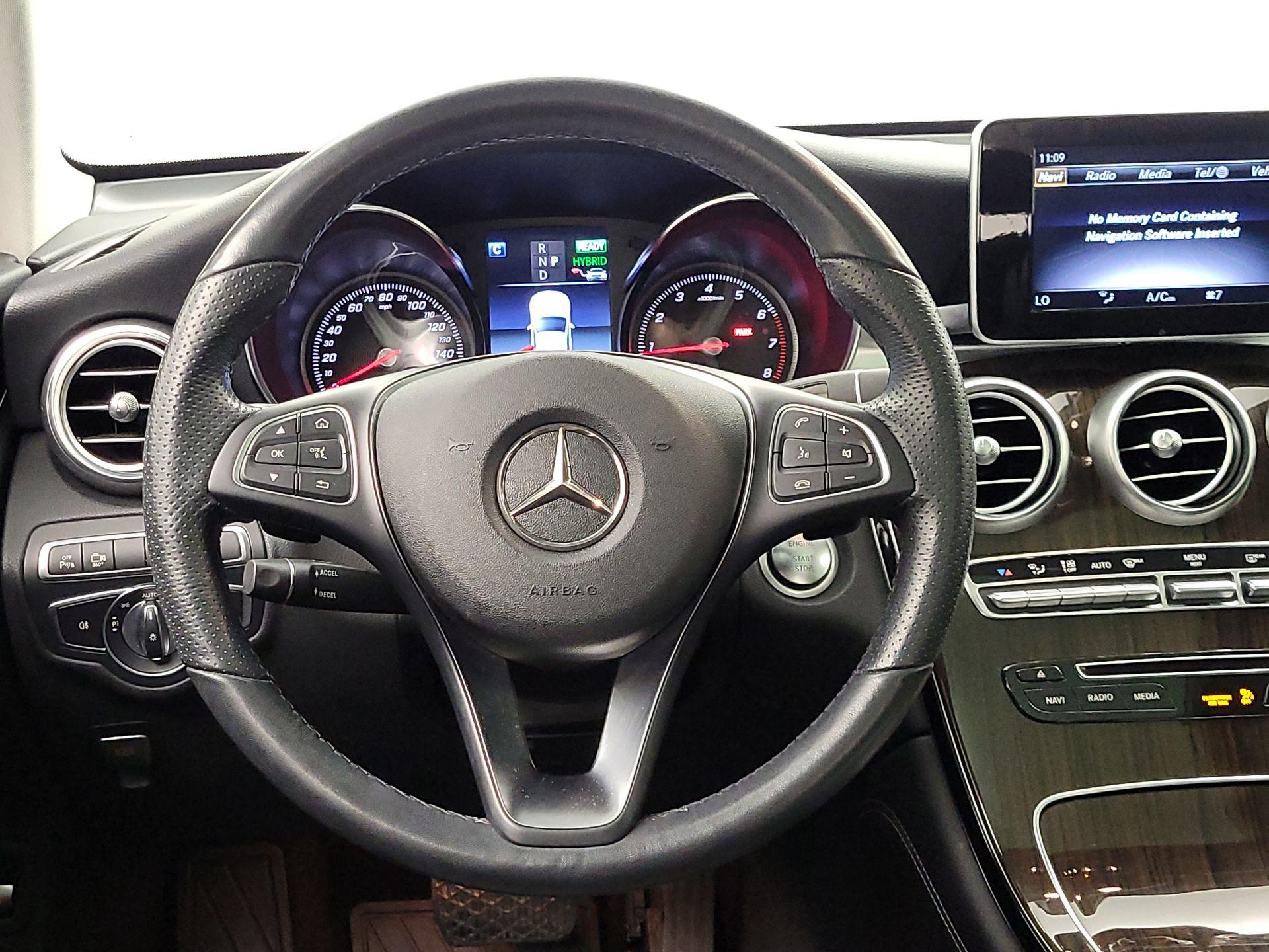 Thumbnail: 2019 Mercedes-Benz GLC - 10
