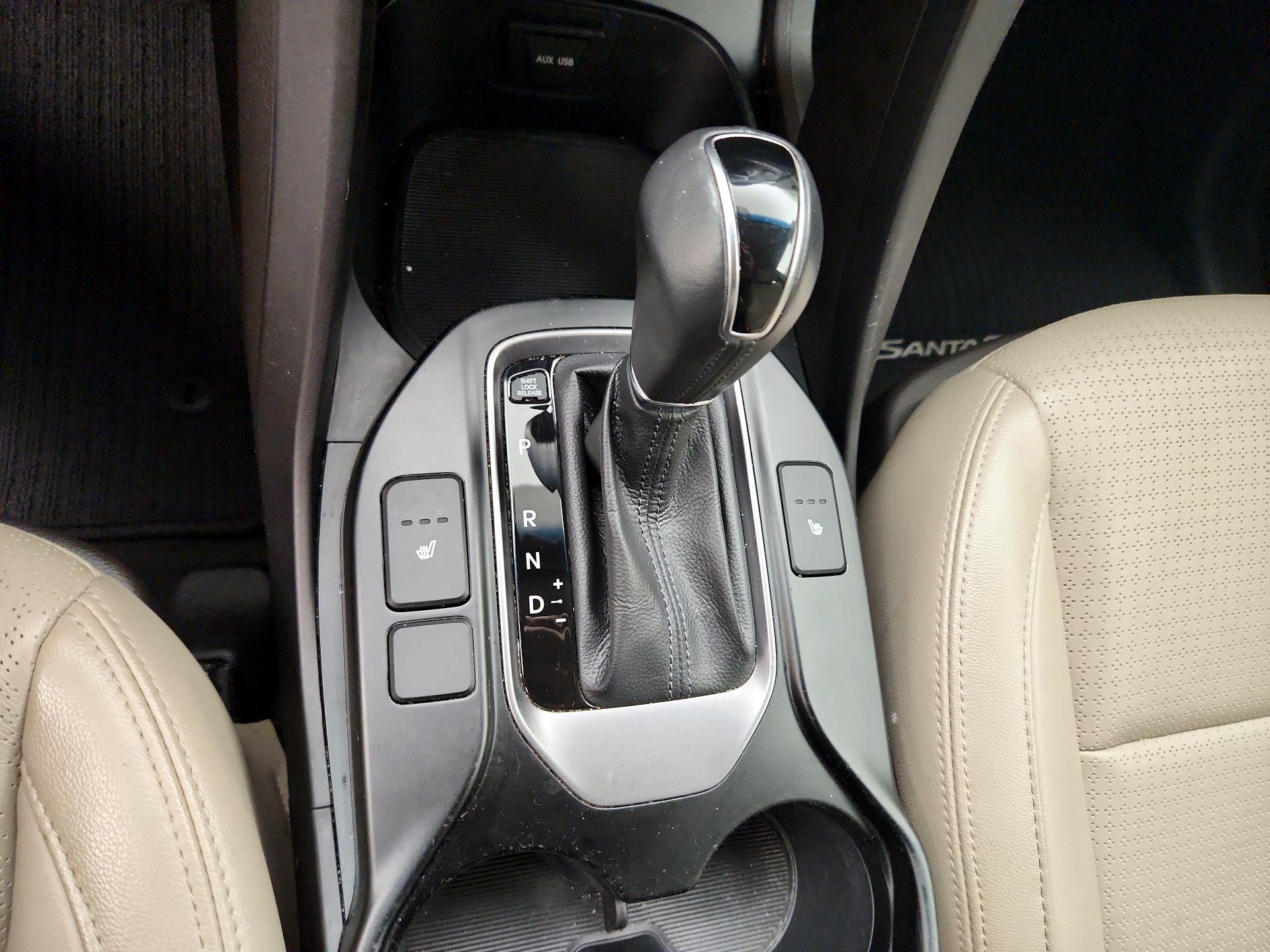 Thumbnail: 2013 Hyundai Santa Fe - 18