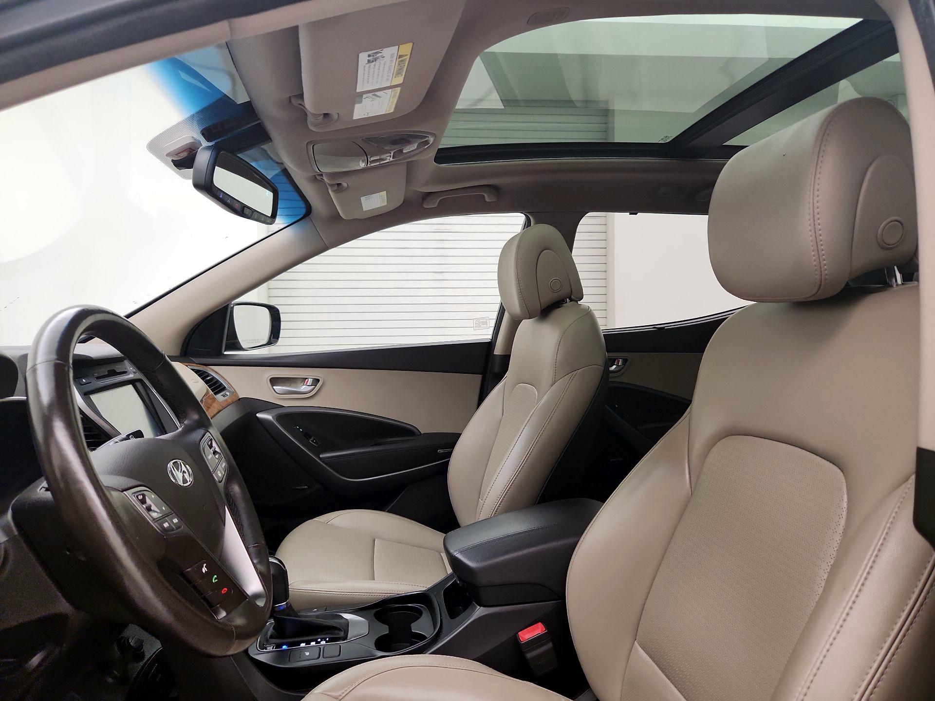 Thumbnail: 2013 Hyundai Santa Fe - 20