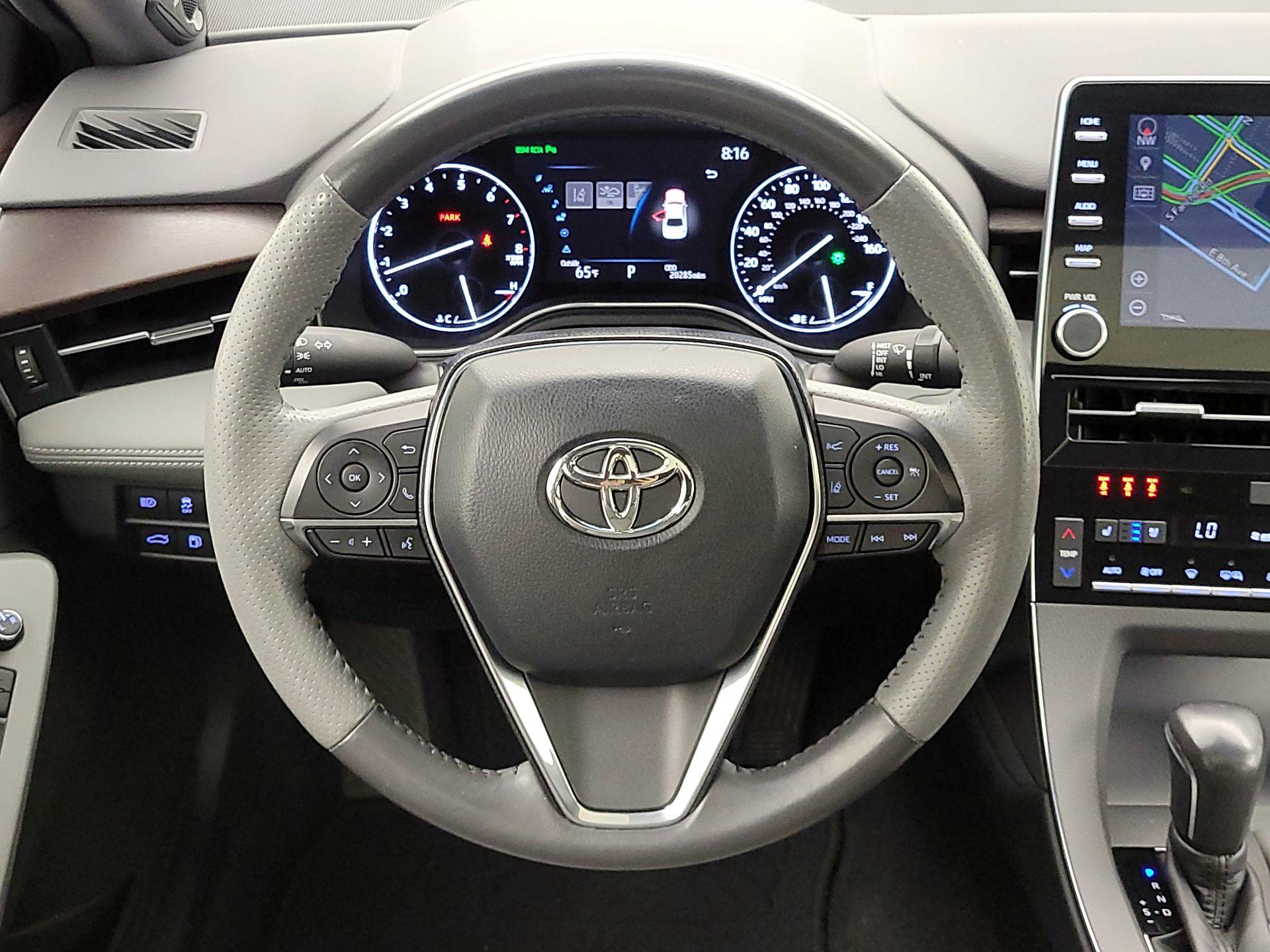 Thumbnail: 2020 Toyota Avalon - 10