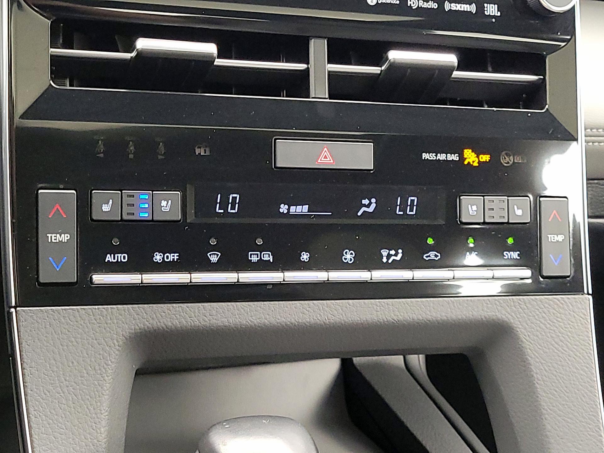 Thumbnail: 2020 Toyota Avalon - 17