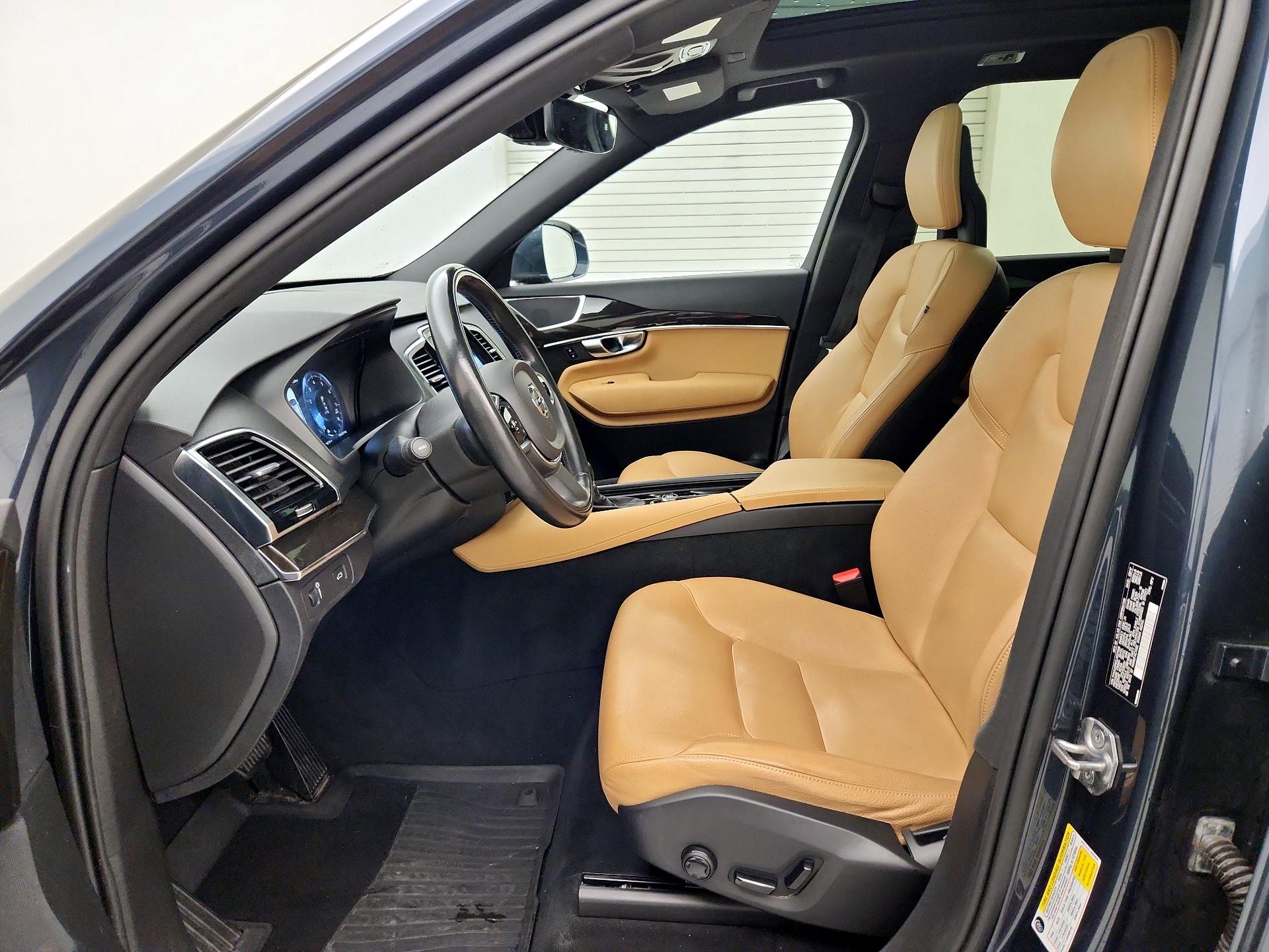 Thumbnail: 2018 Volvo XC90 - 11