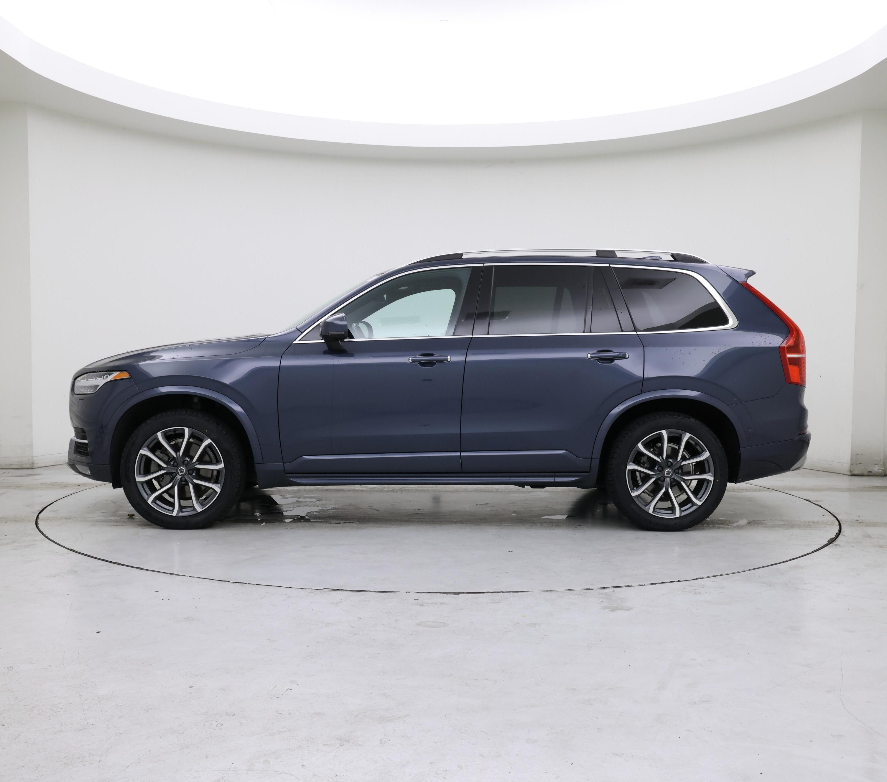 Thumbnail: 2018 Volvo XC90 - 3