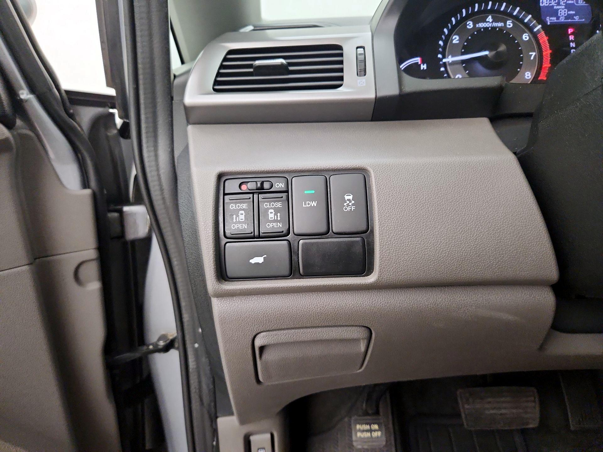 Thumbnail: 2016 Honda Odyssey - 13