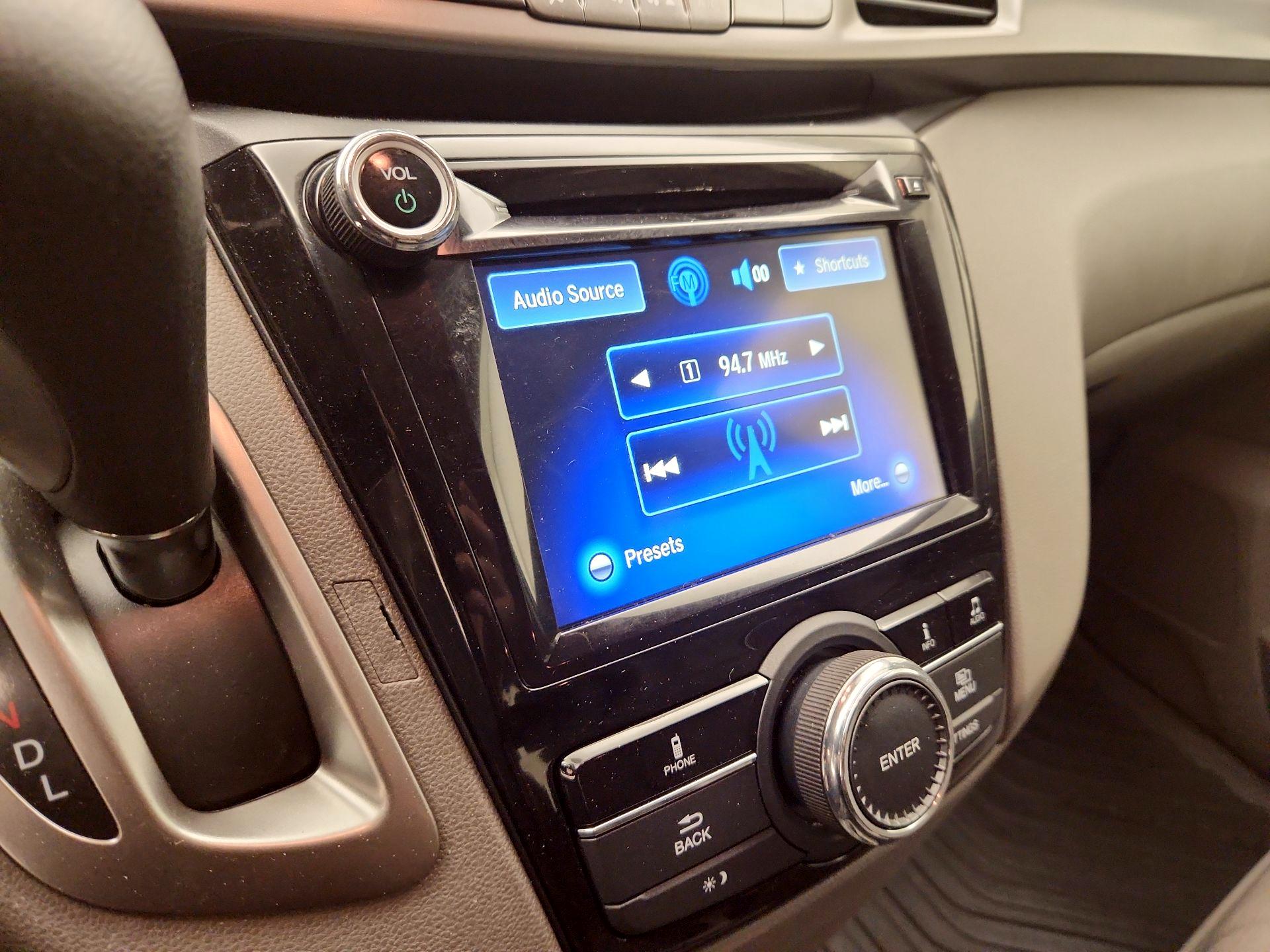 Thumbnail: 2016 Honda Odyssey - 15