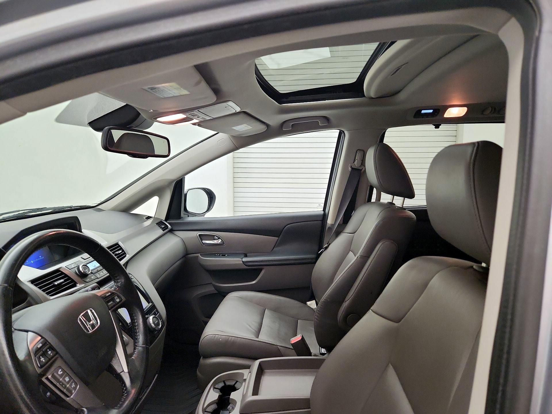 Thumbnail: 2016 Honda Odyssey - 19