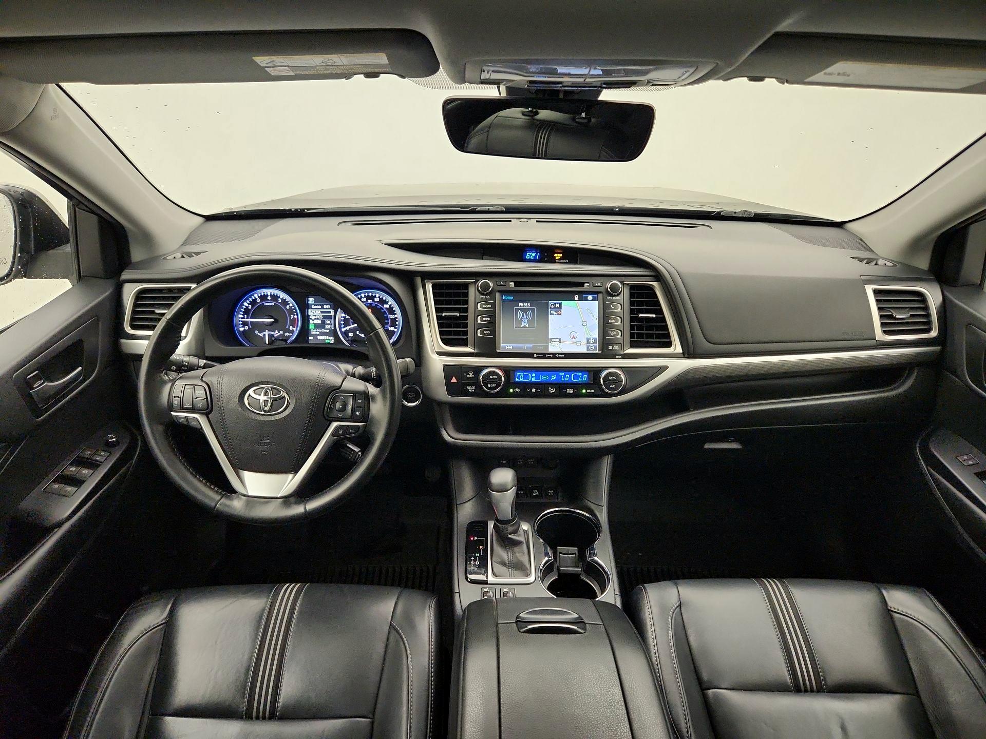 Thumbnail: 2017 Toyota Highlander - 9