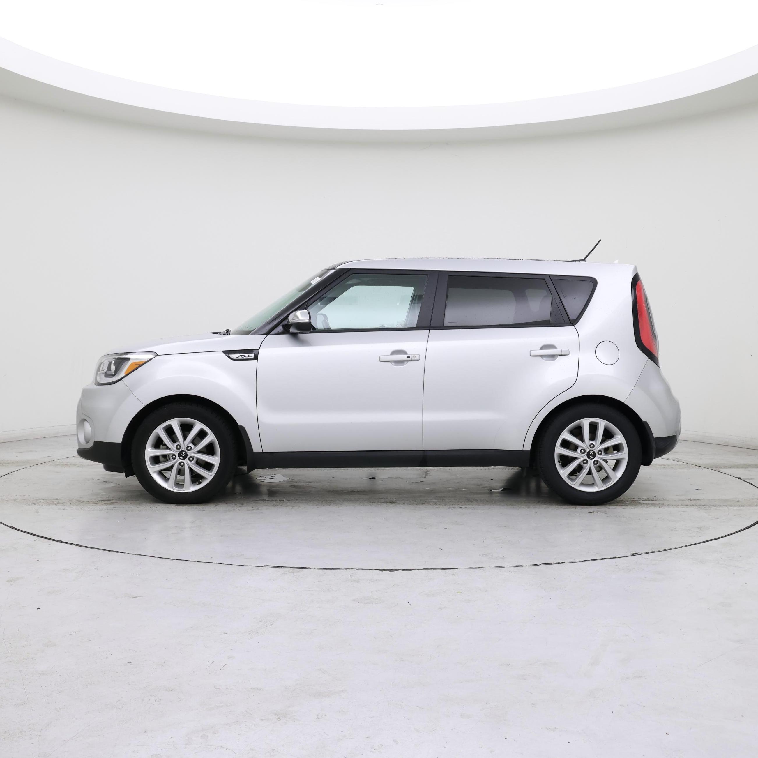 Thumbnail: 2018 Kia Soul - 3