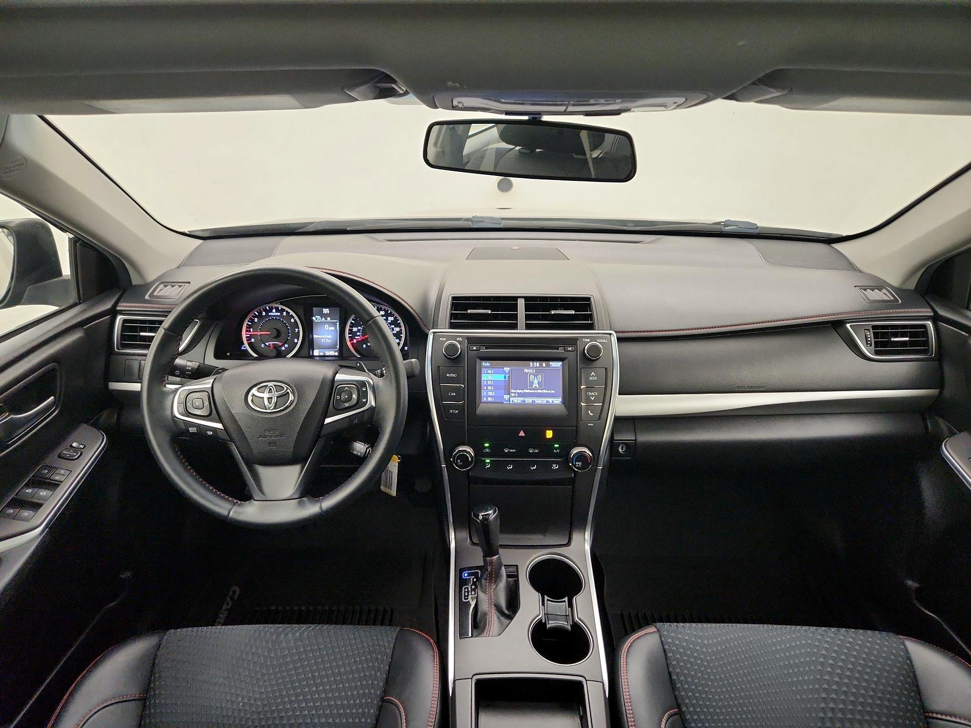 Thumbnail: 2015 Toyota Camry - 9
