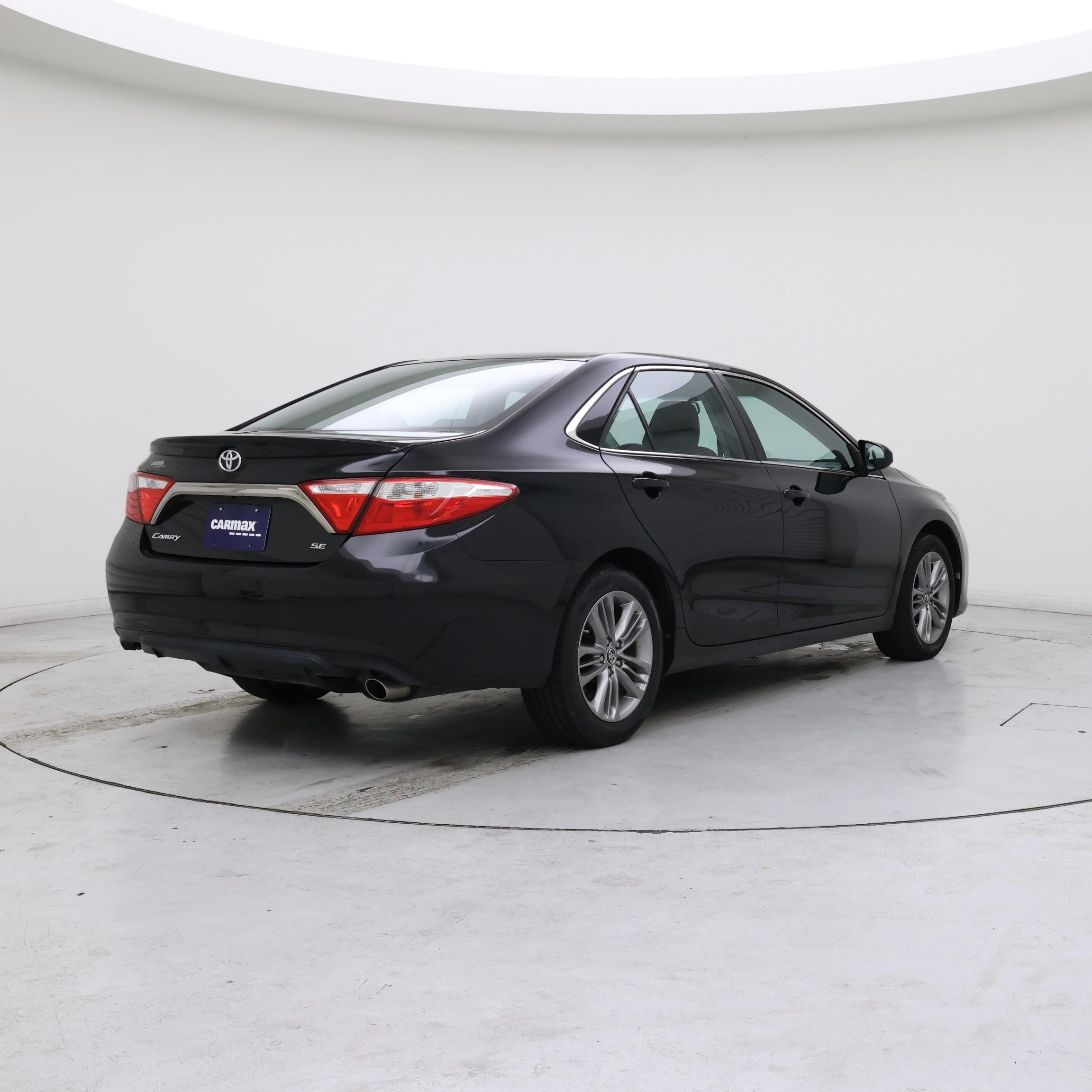 Thumbnail: 2015 Toyota Camry - 8