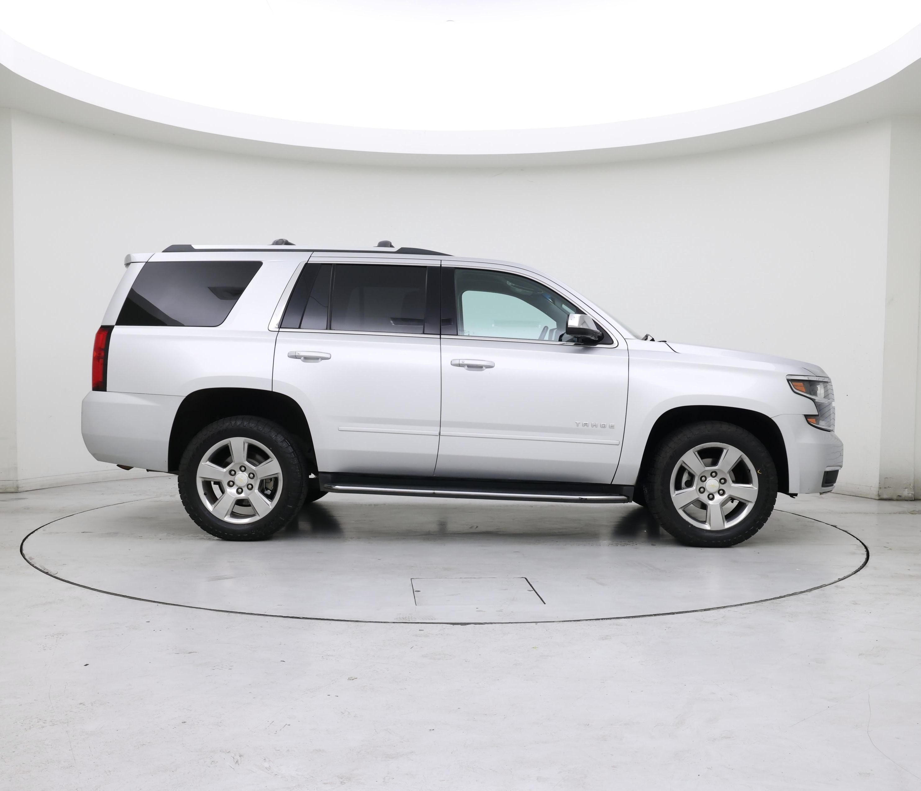 Thumbnail: 2018 Chevrolet Tahoe - 7