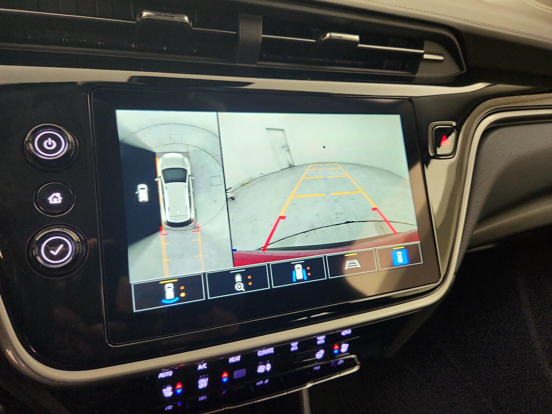 Thumbnail: 2023 Chevrolet Bolt EUV - 14