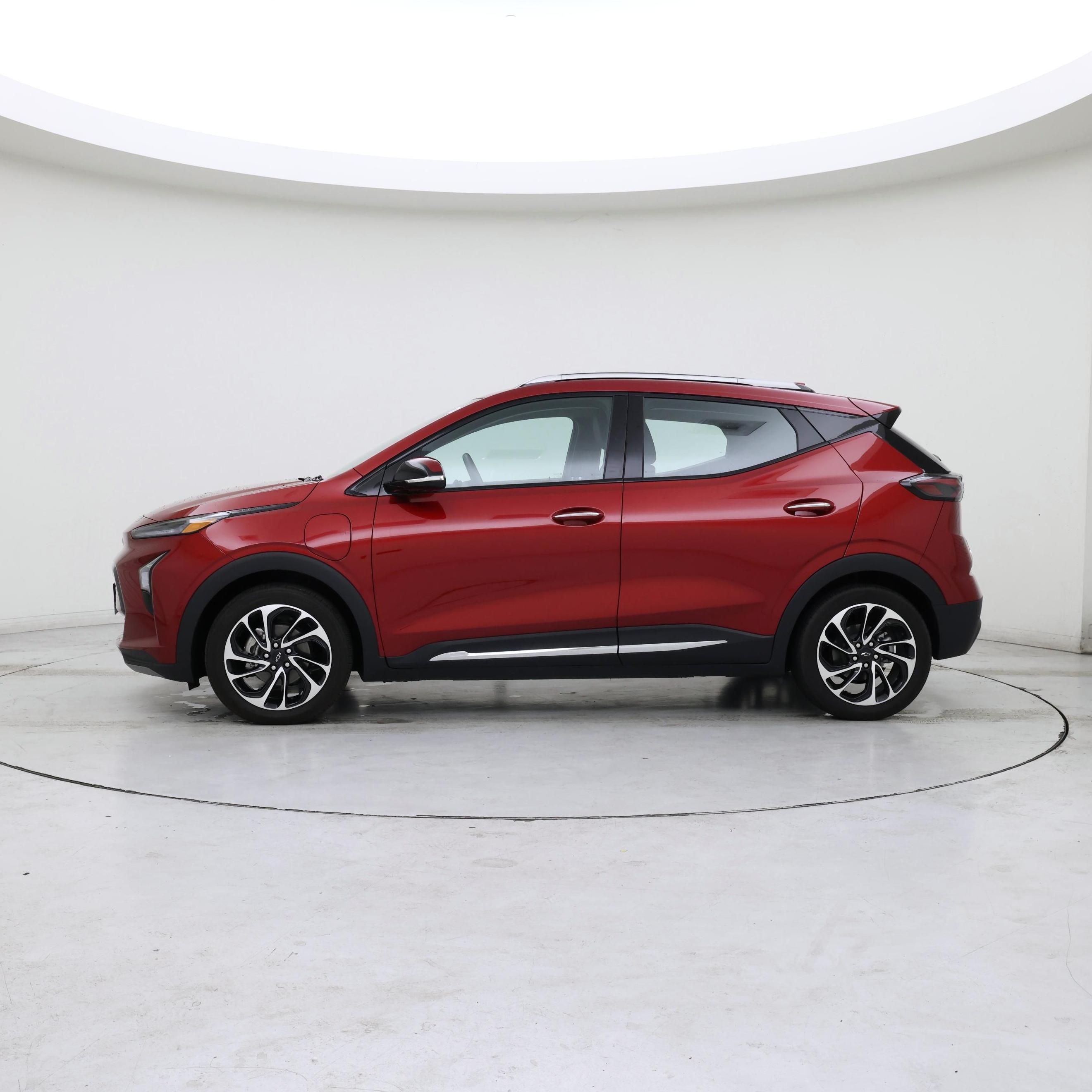 Thumbnail: 2023 Chevrolet Bolt EUV - 3
