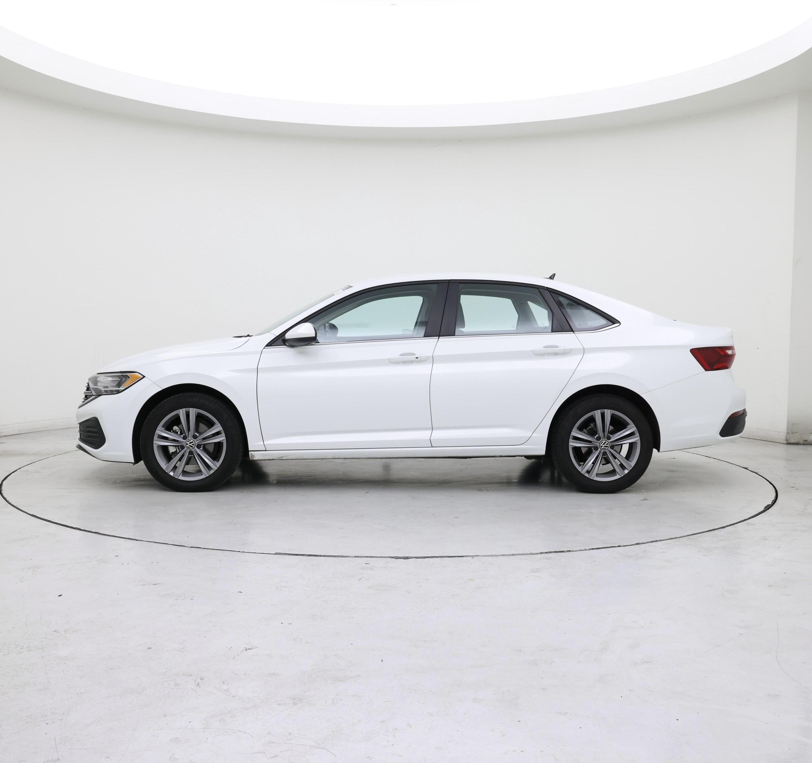 Thumbnail: 2024 Volkswagen Jetta - 3
