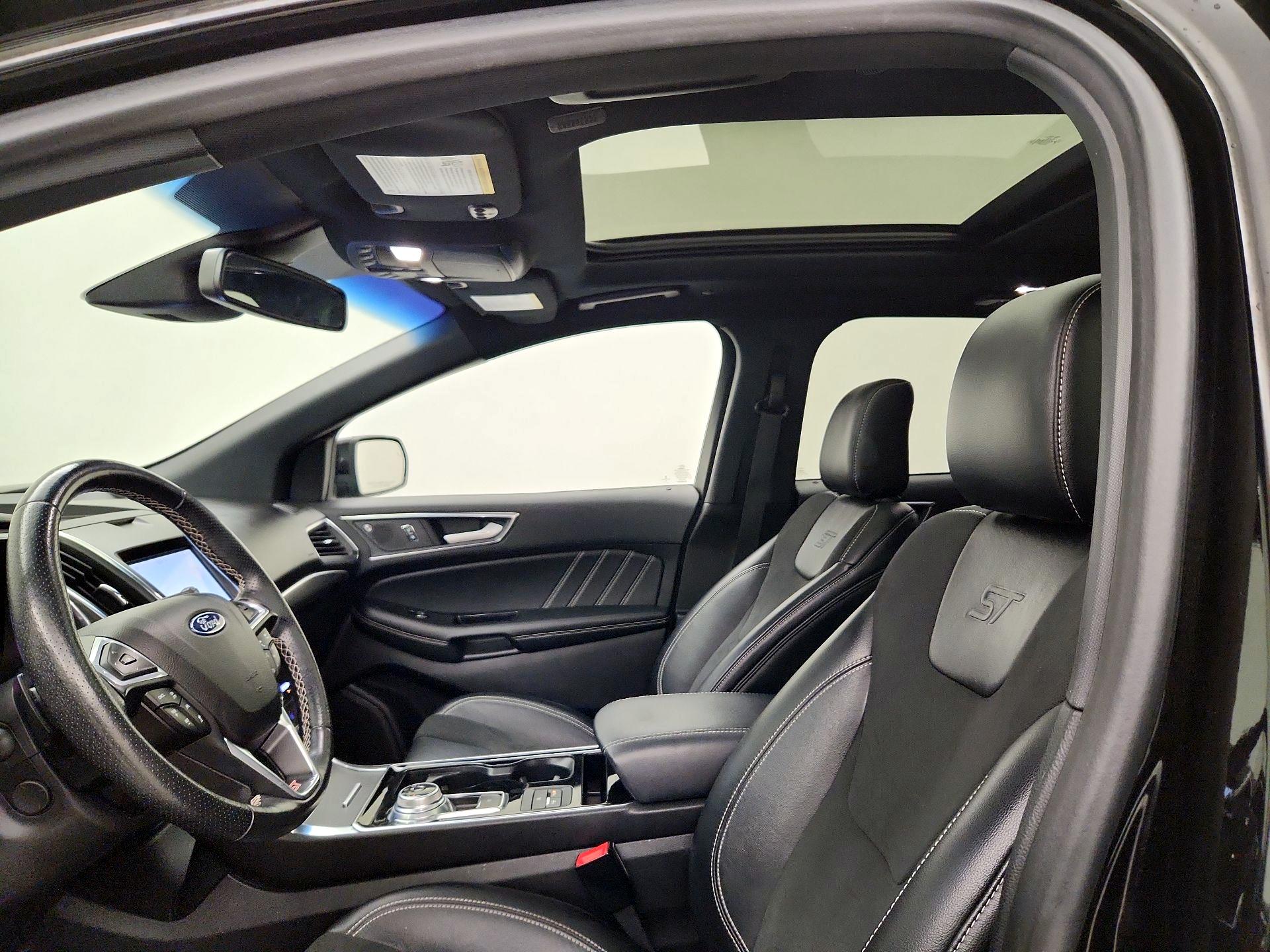 Thumbnail: 2020 Ford Edge - 20