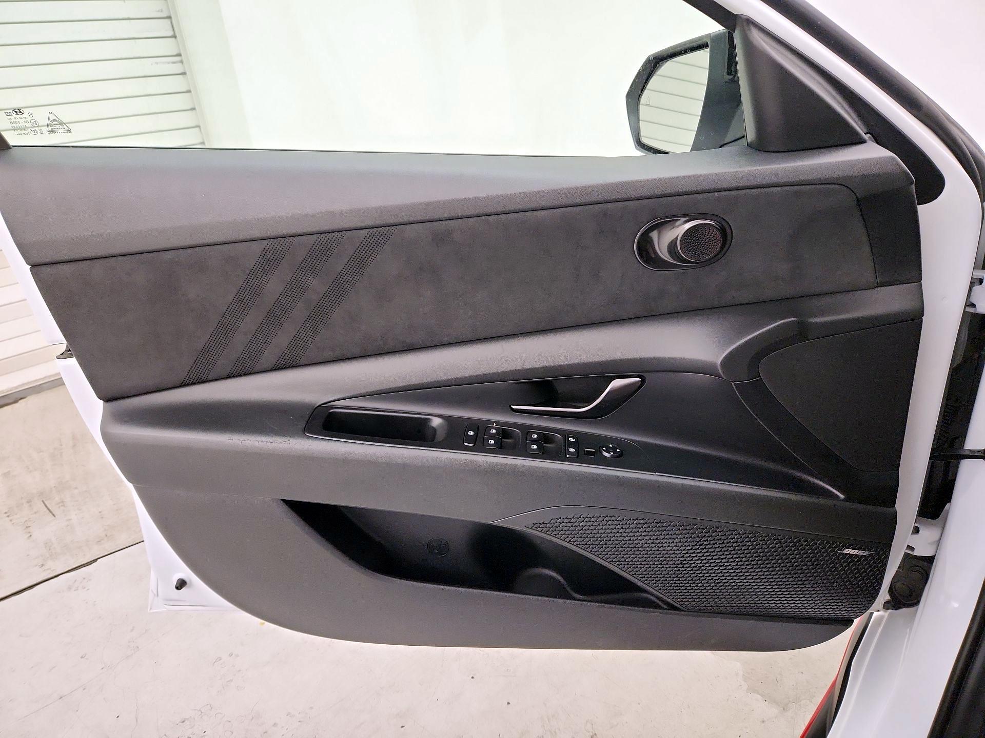 Thumbnail: 2023 Hyundai Elantra - 12