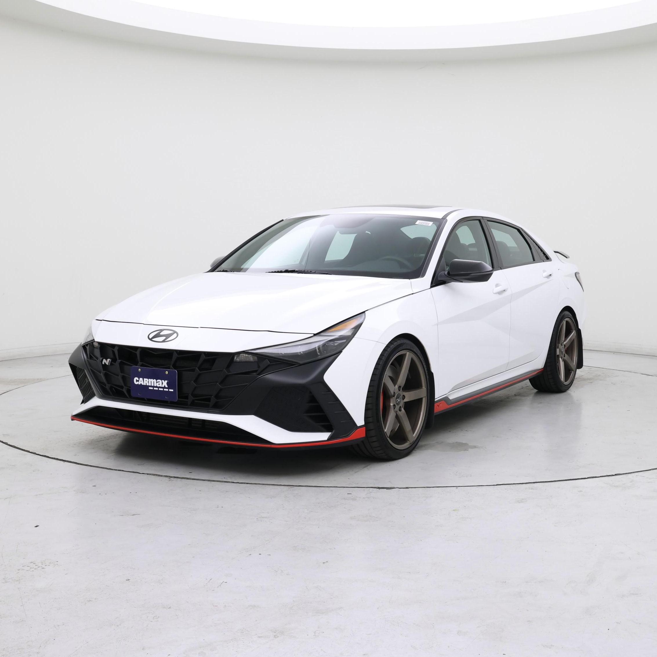 Thumbnail: 2023 Hyundai Elantra - 4
