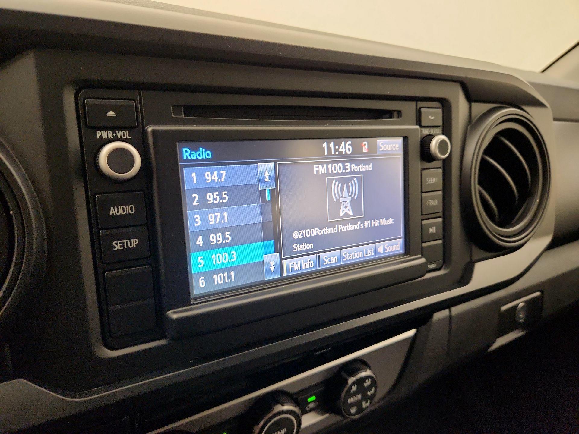 Thumbnail: 2017 Toyota Tacoma - 15