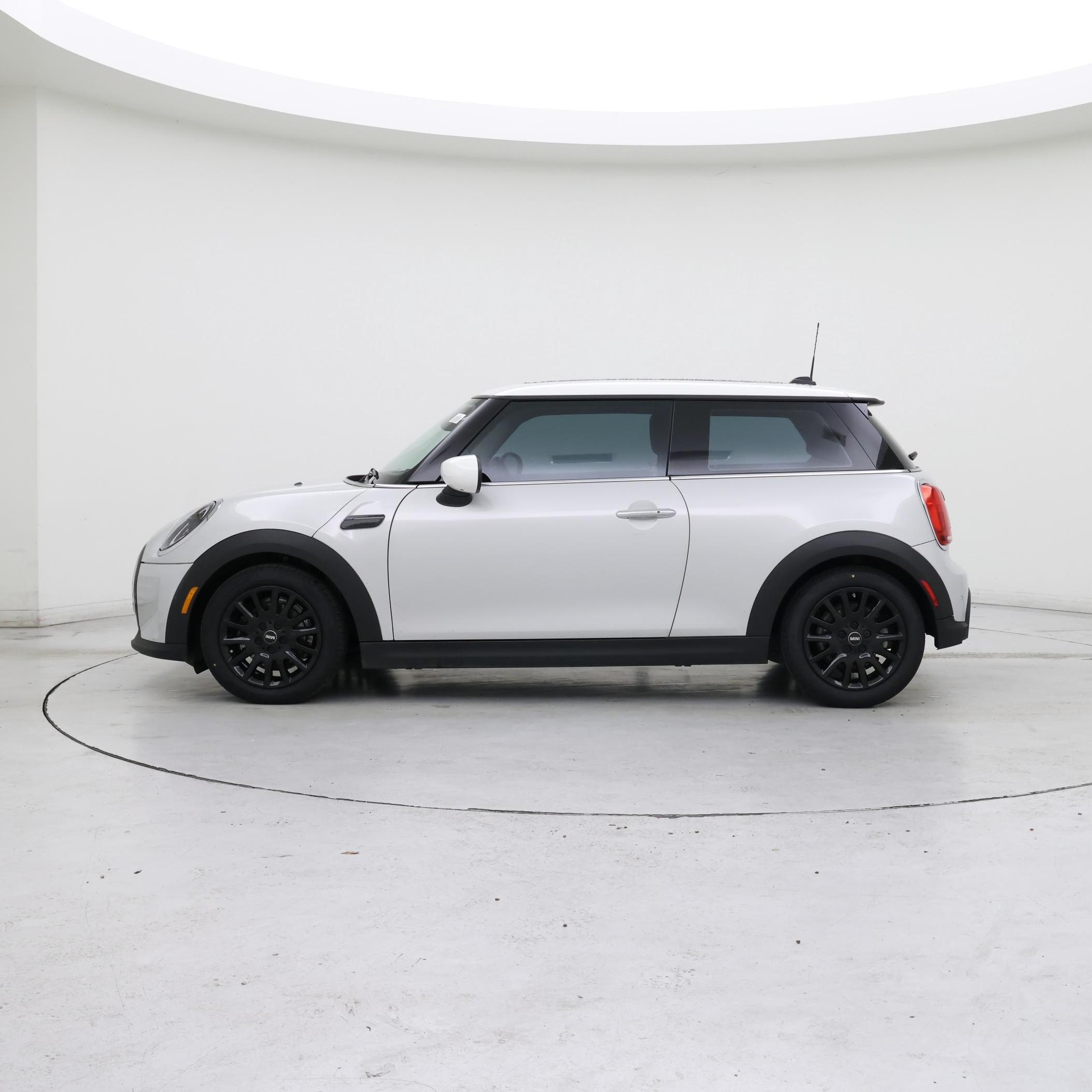 Thumbnail: 2023 MINI Cooper Hardtop - 3