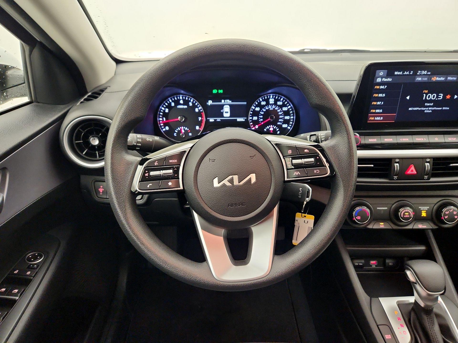Thumbnail: 2024 Kia Forte - 10