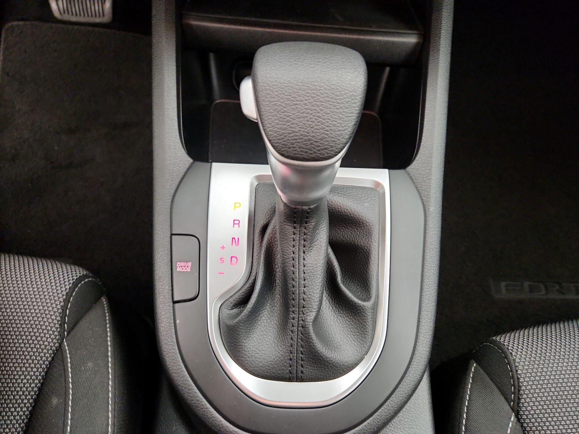 Thumbnail: 2024 Kia Forte - 17
