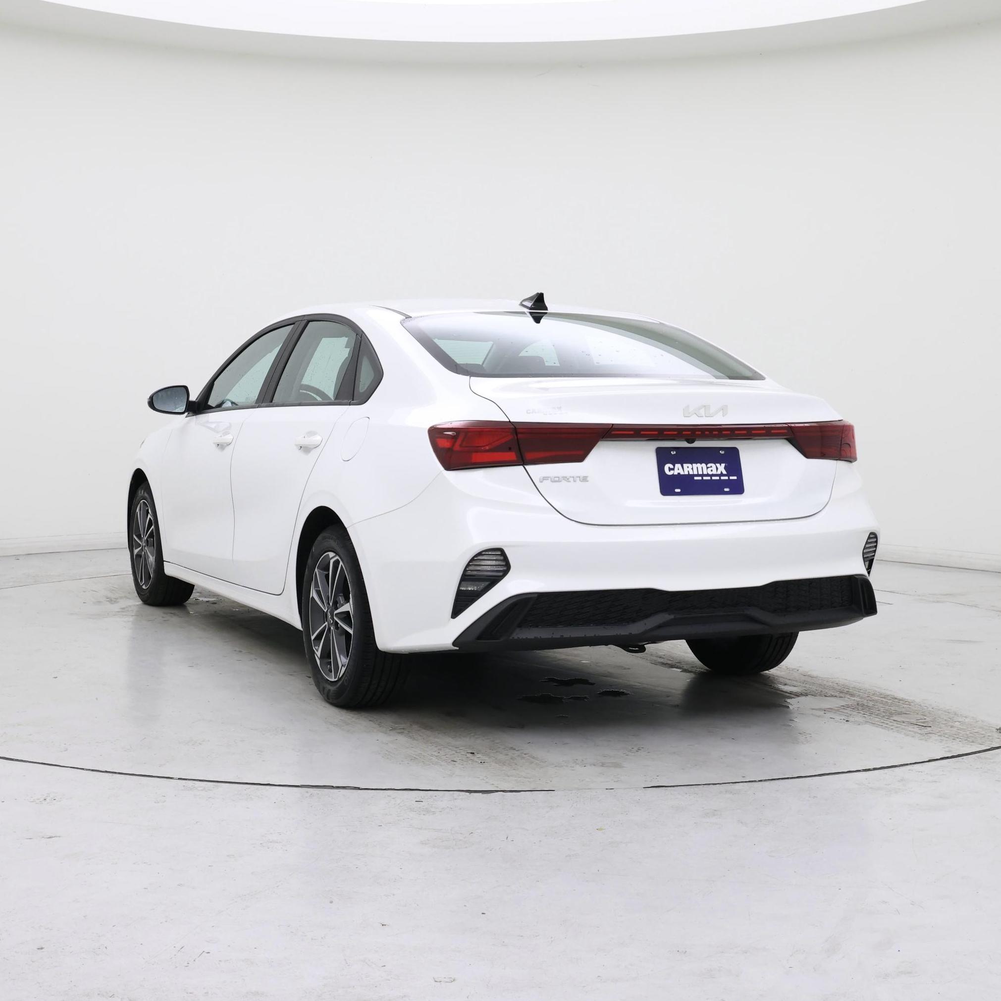 Thumbnail: 2024 Kia Forte - 2
