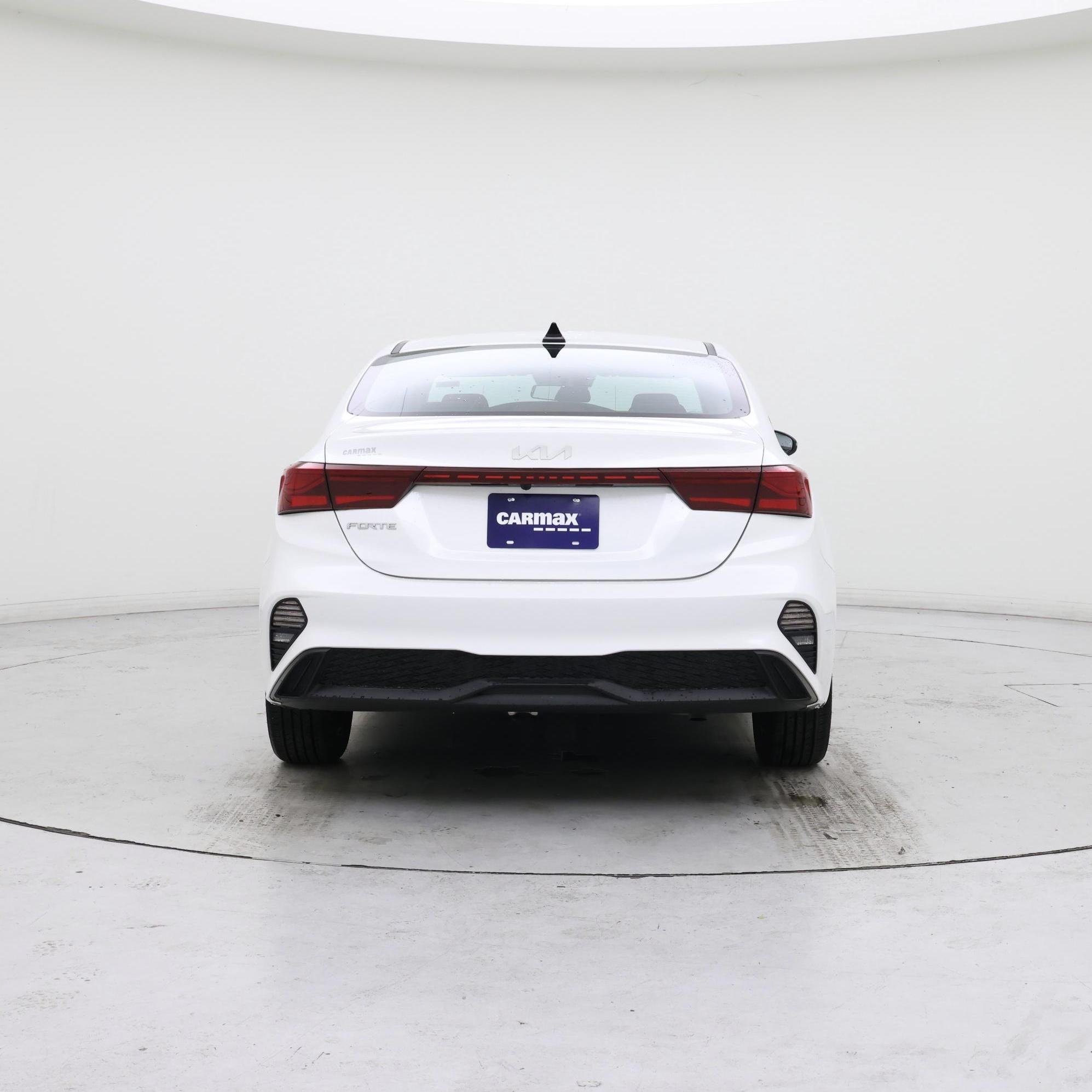 Thumbnail: 2024 Kia Forte - 6