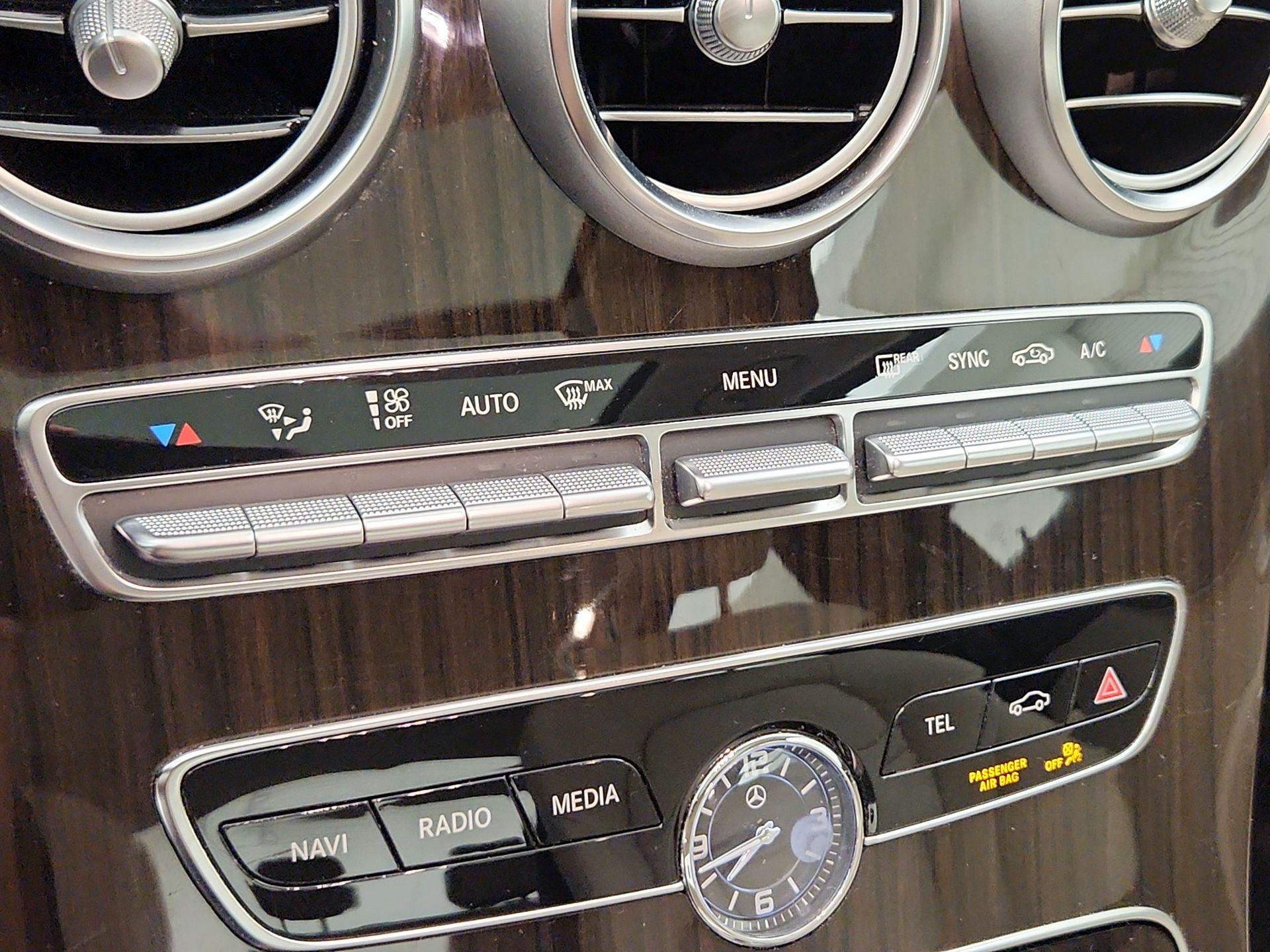 Thumbnail: 2019 Mercedes-Benz C-Class - 16