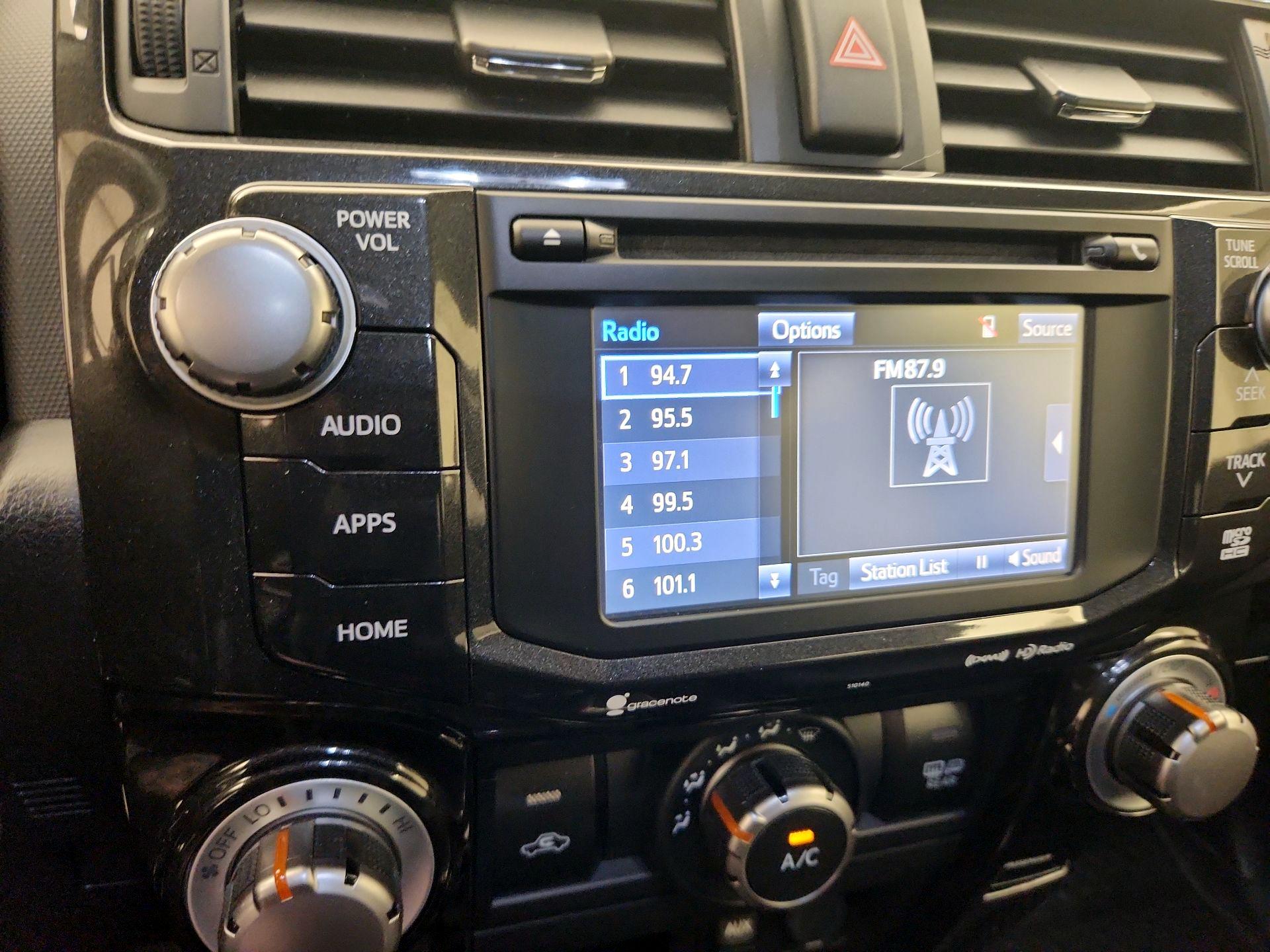 Thumbnail: 2018 Toyota 4Runner - 16