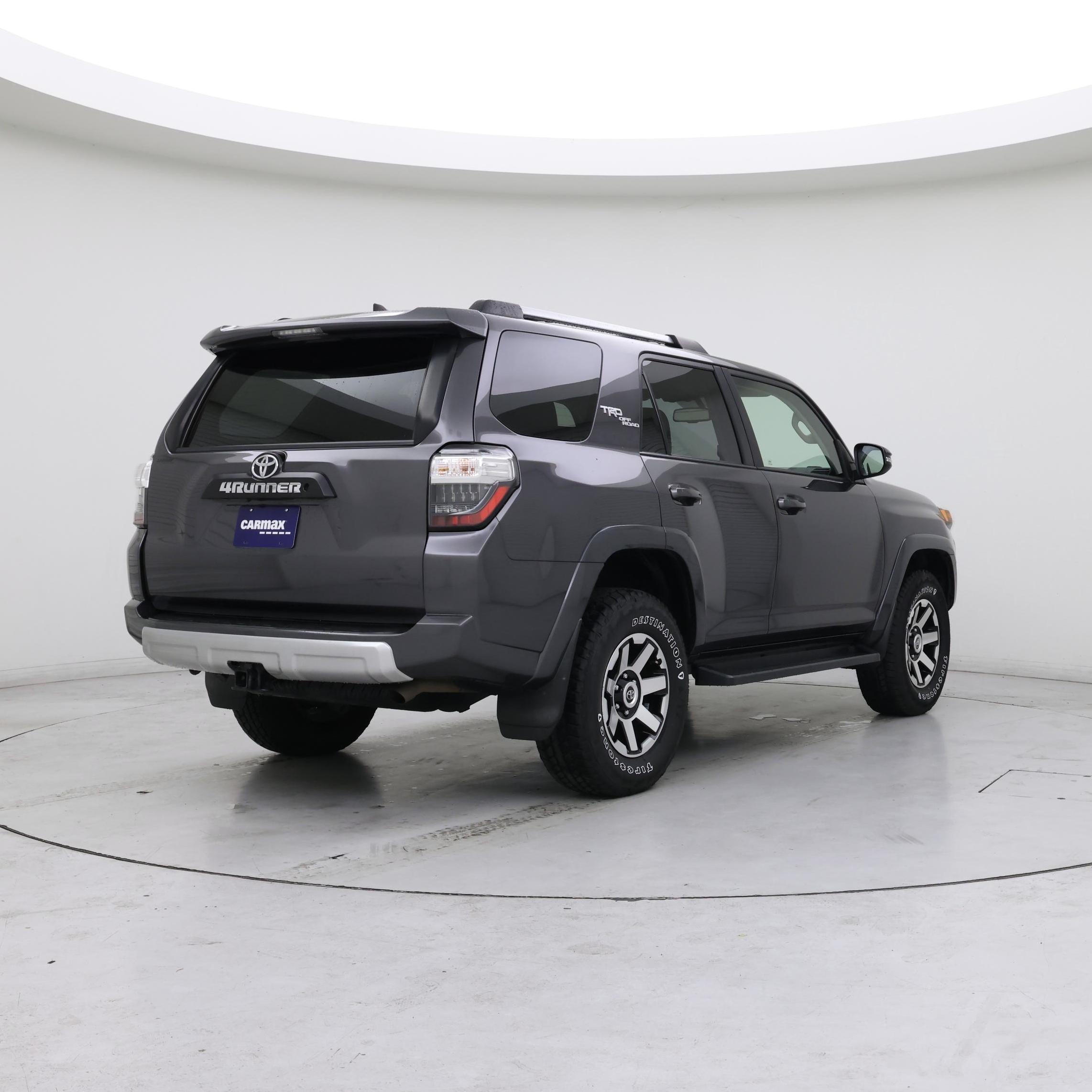 Thumbnail: 2018 Toyota 4Runner - 8