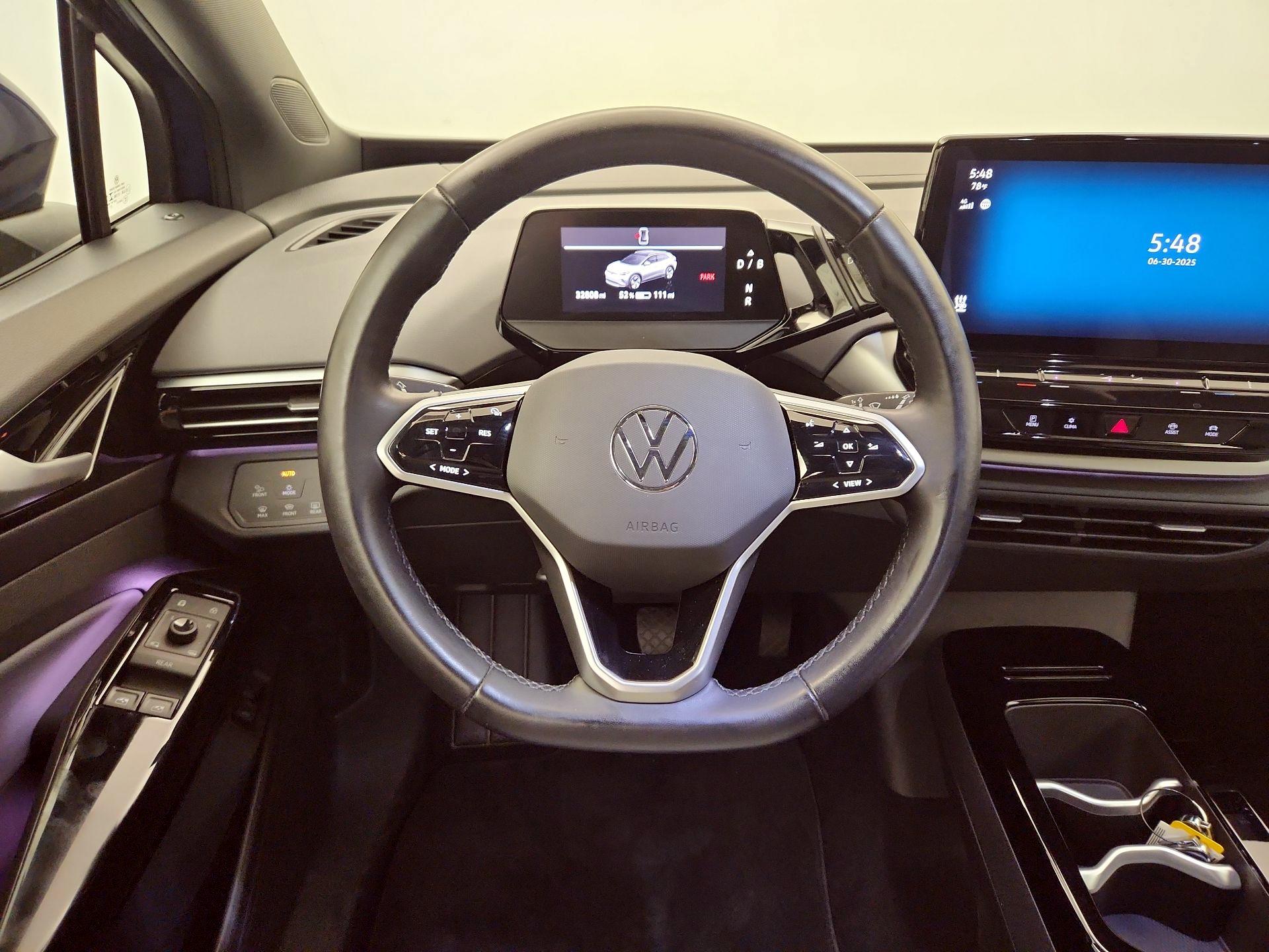 Thumbnail: 2022 Volkswagen ID.4 - 10