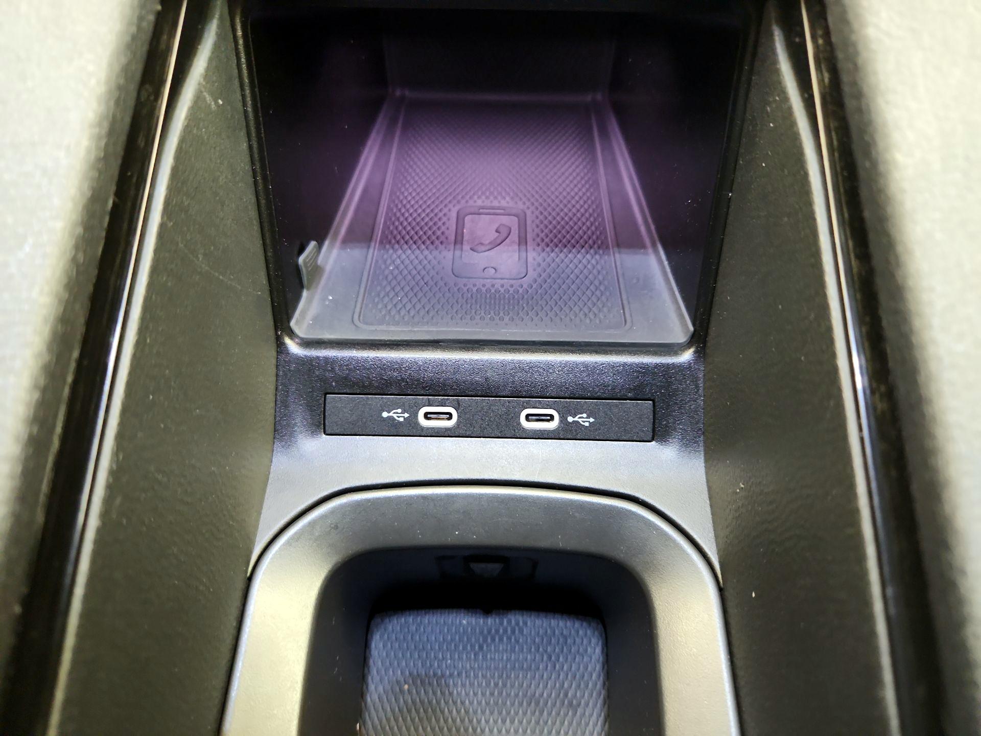Thumbnail: 2022 Volkswagen ID.4 - 19