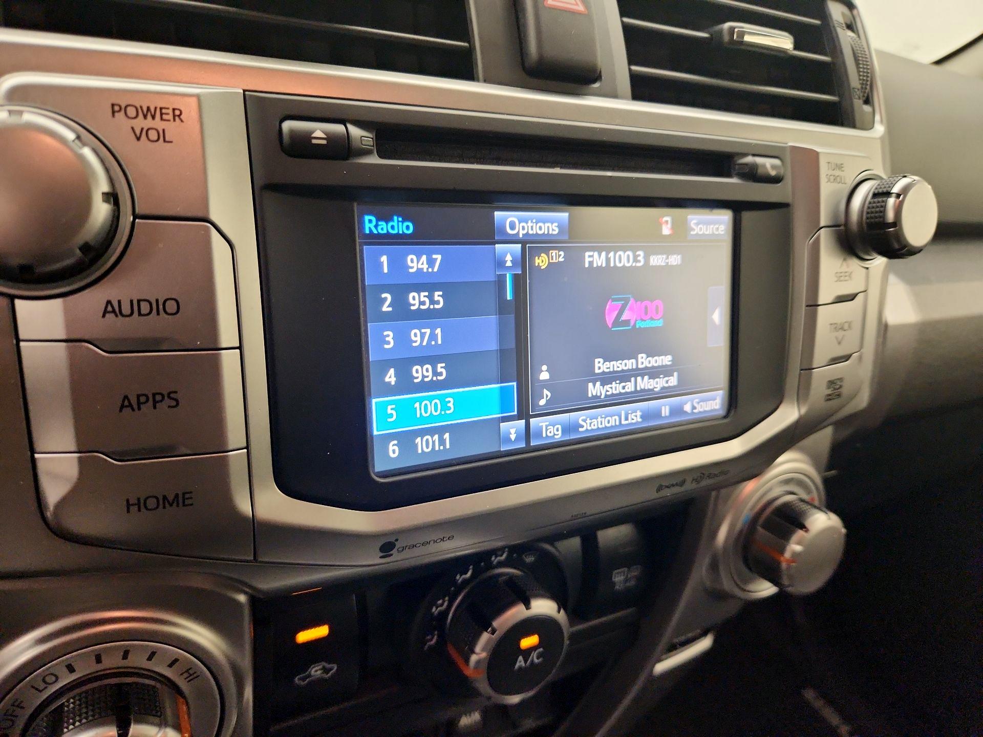 Thumbnail: 2018 Toyota 4Runner - 16
