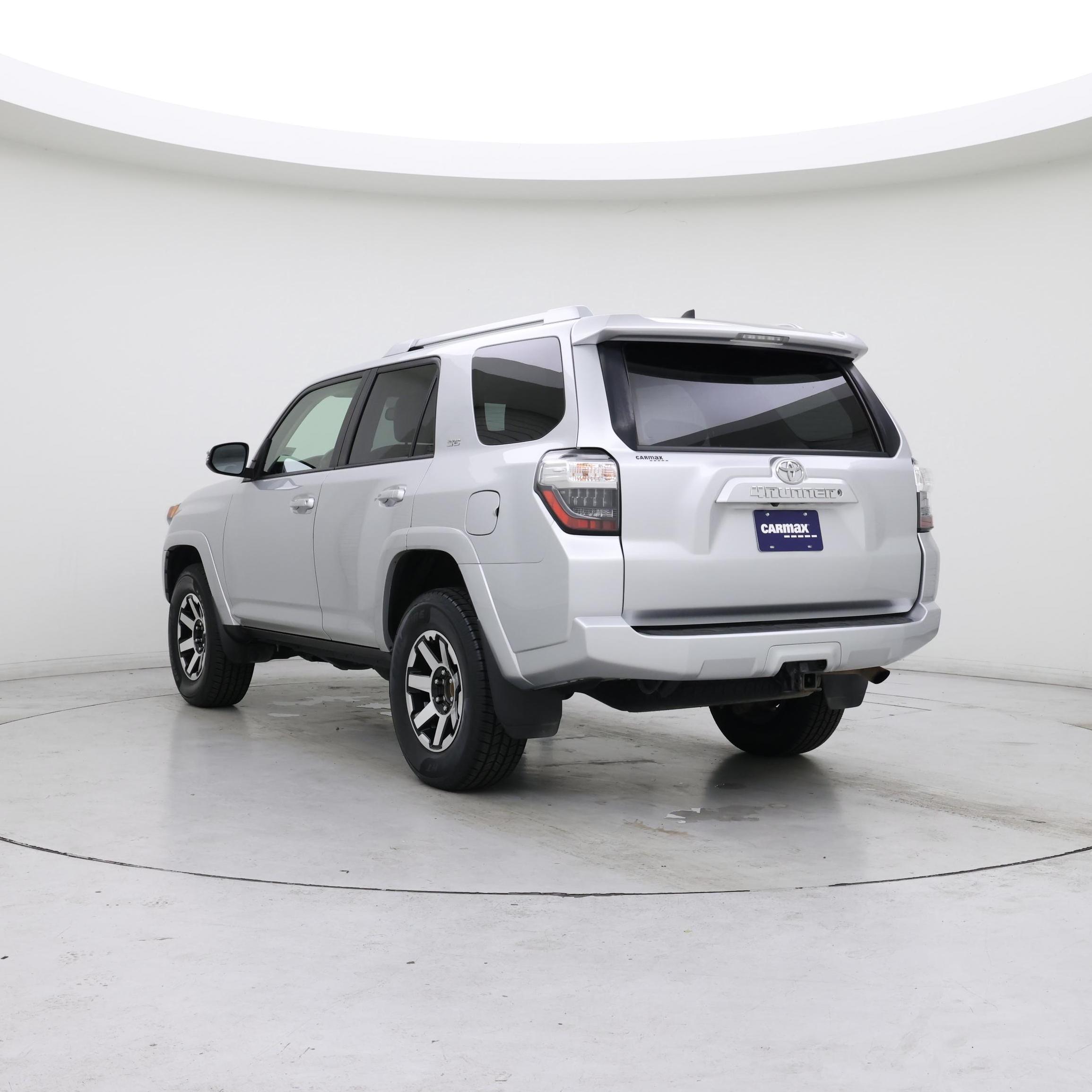 Thumbnail: 2018 Toyota 4Runner - 2