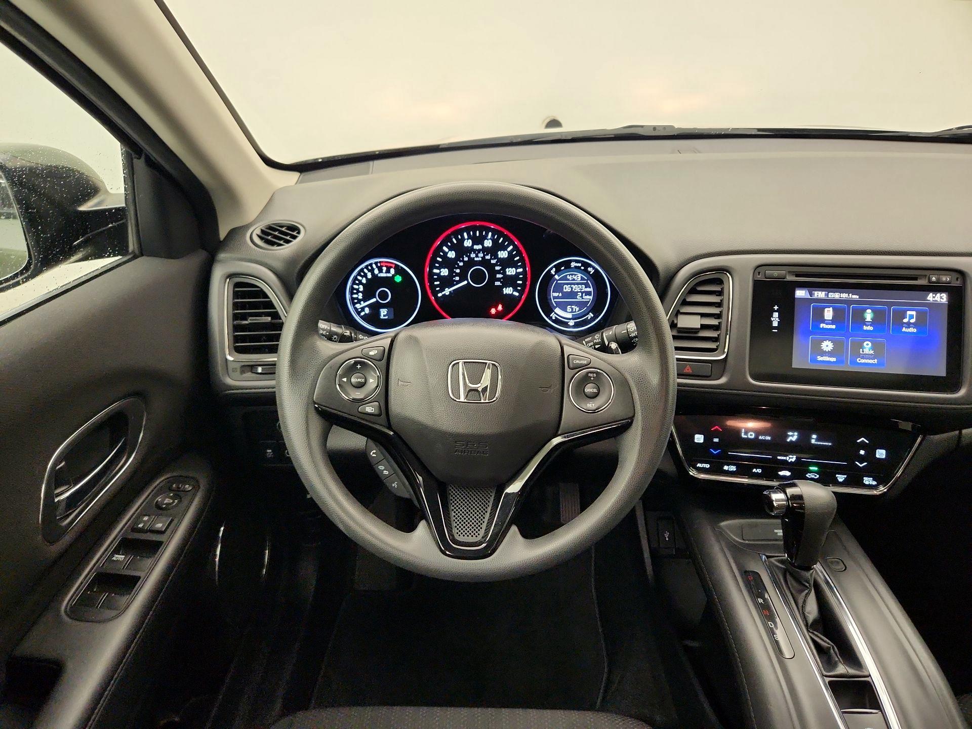 Thumbnail: 2016 Honda HR-V - 10