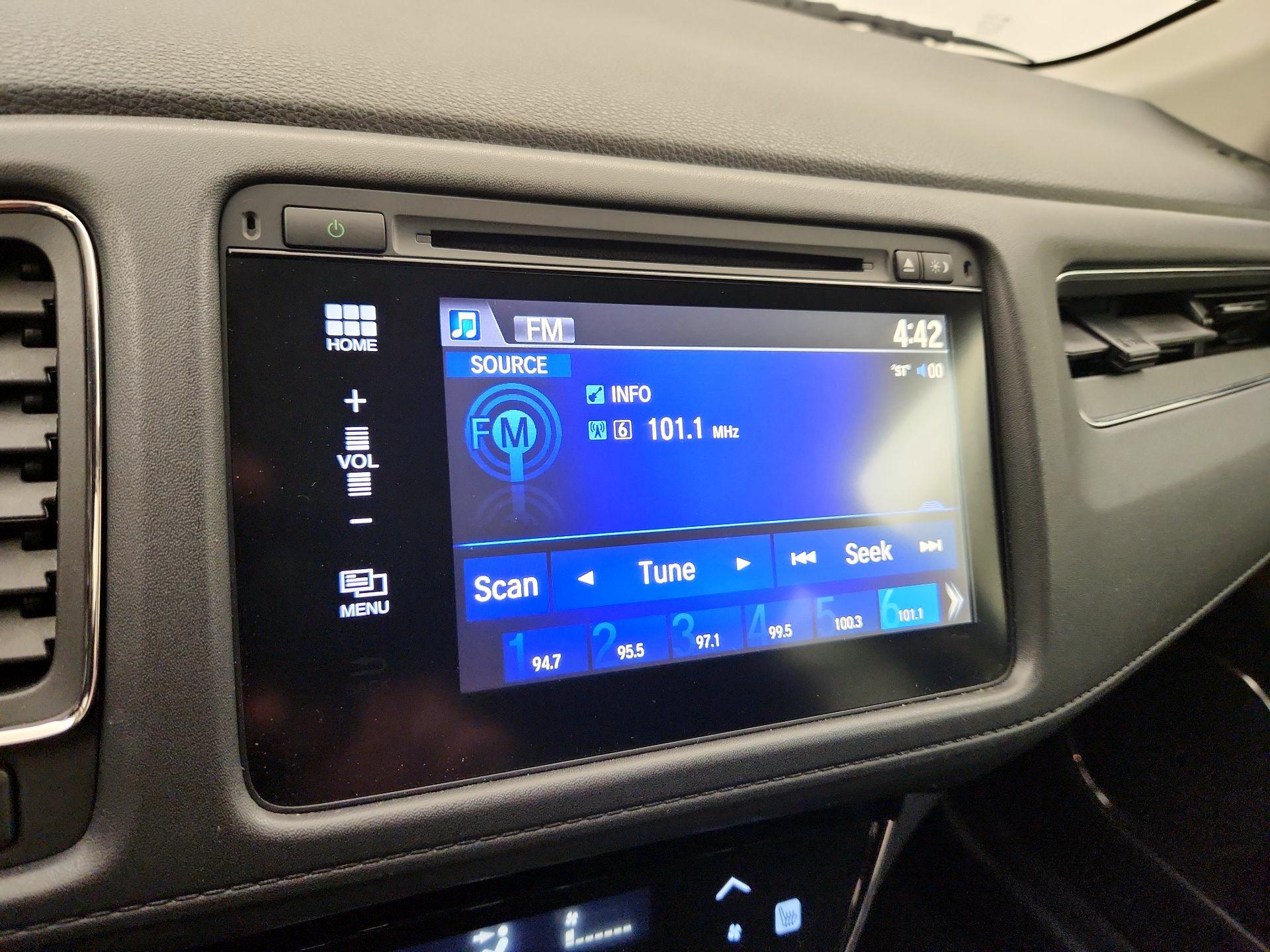 Thumbnail: 2016 Honda HR-V - 15