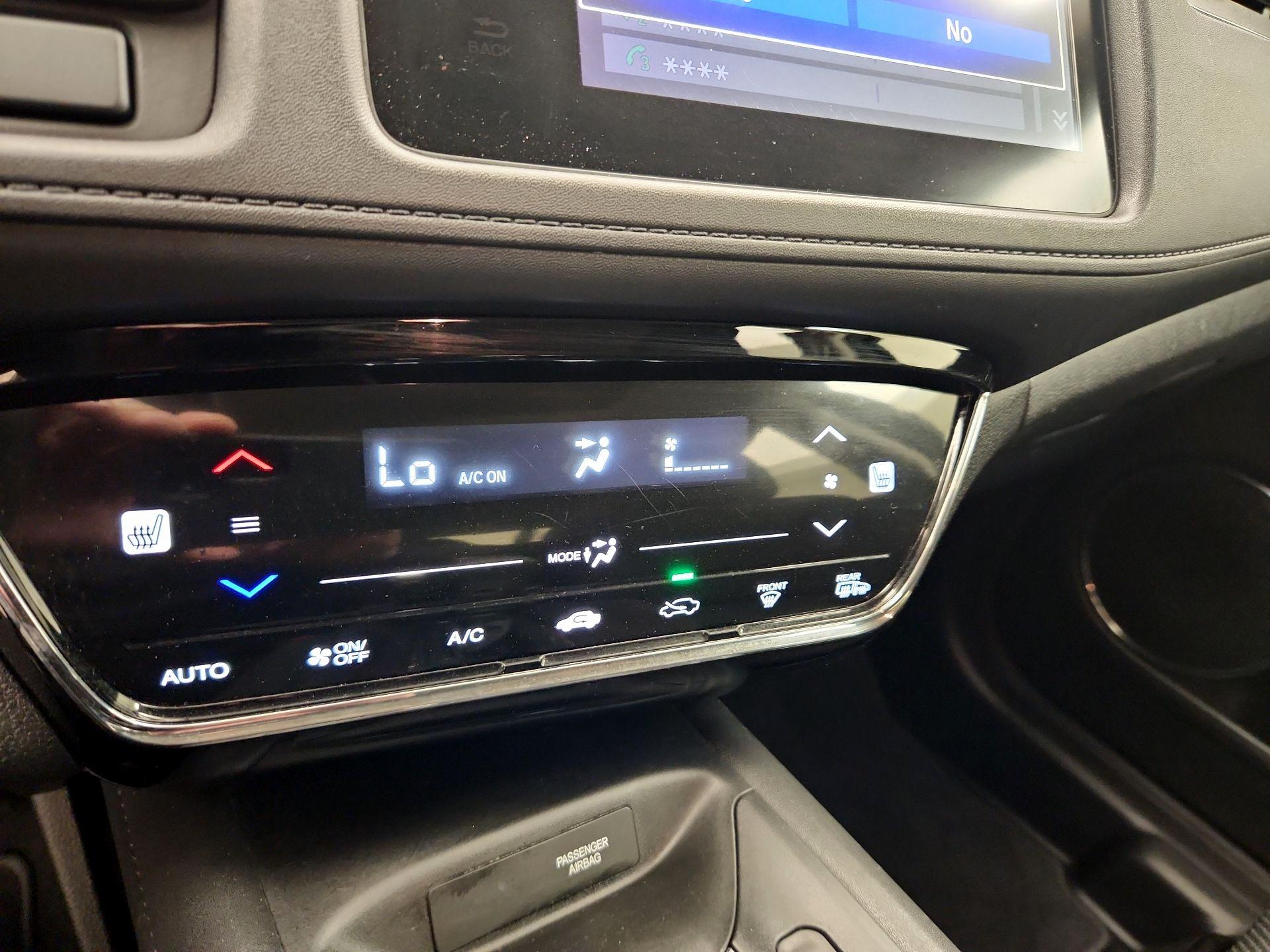 Thumbnail: 2016 Honda HR-V - 16