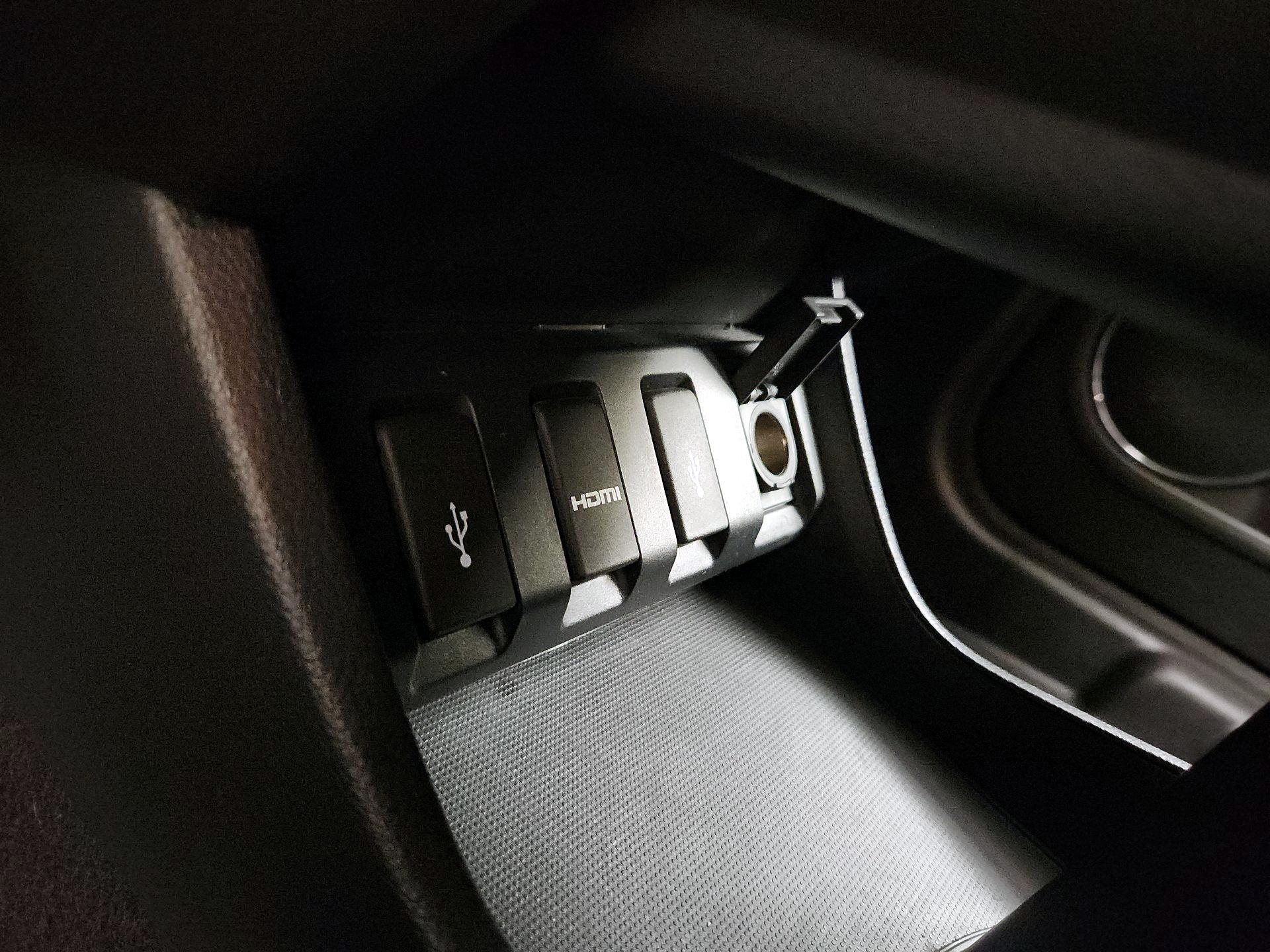 Thumbnail: 2016 Honda HR-V - 18
