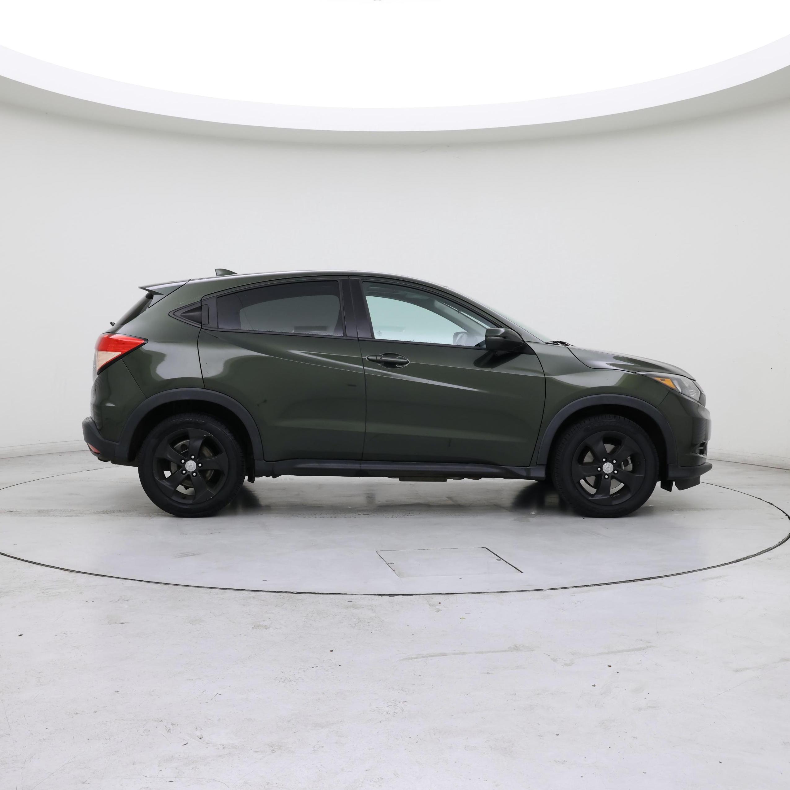 Thumbnail: 2016 Honda HR-V - 7