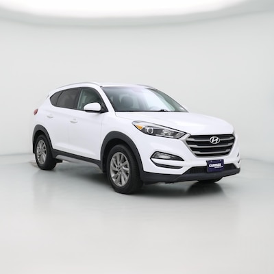 White 2017 Hyundai Tucson SE